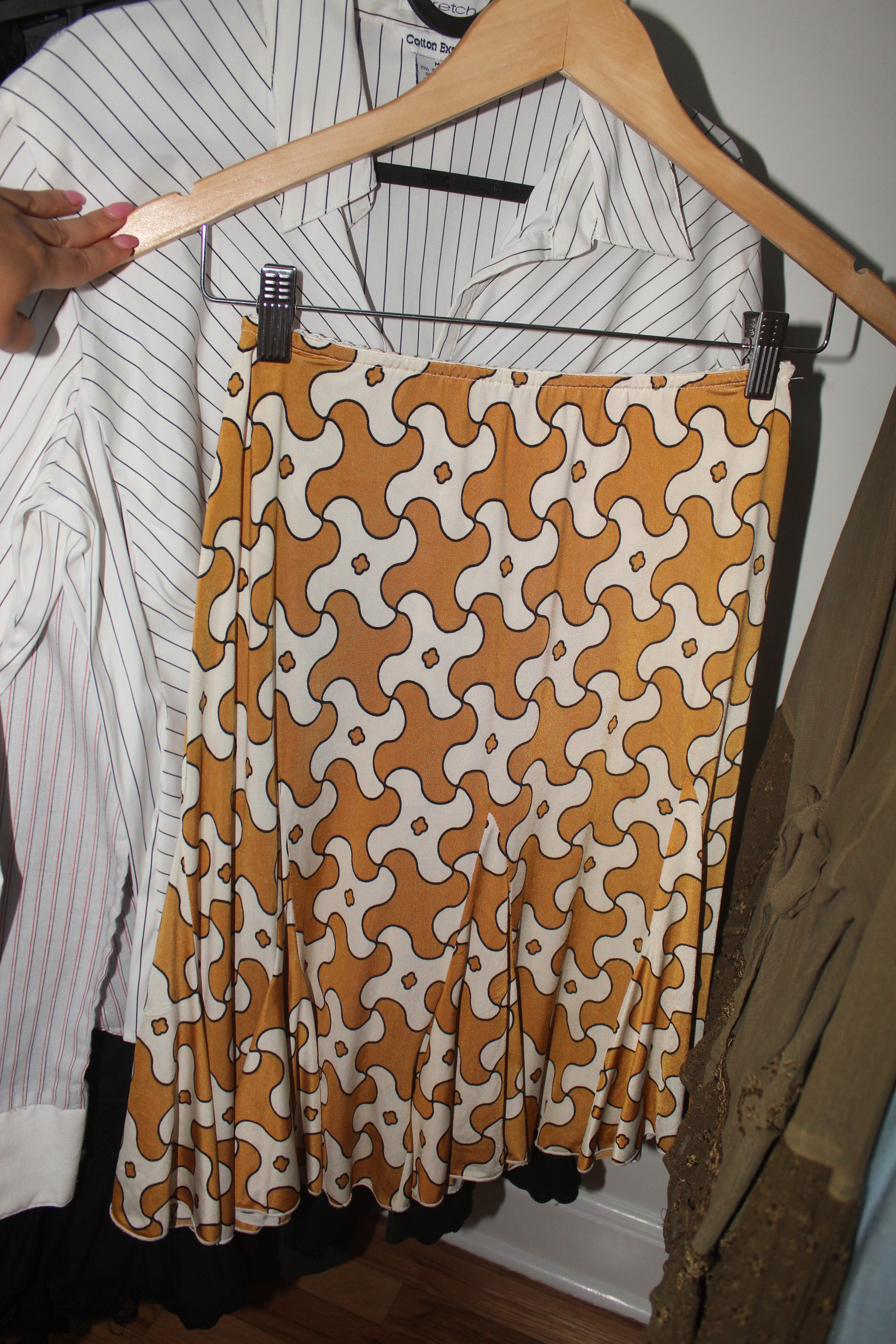 Vintage 90s Geometric Ruffled Midi Skirt (XS)
