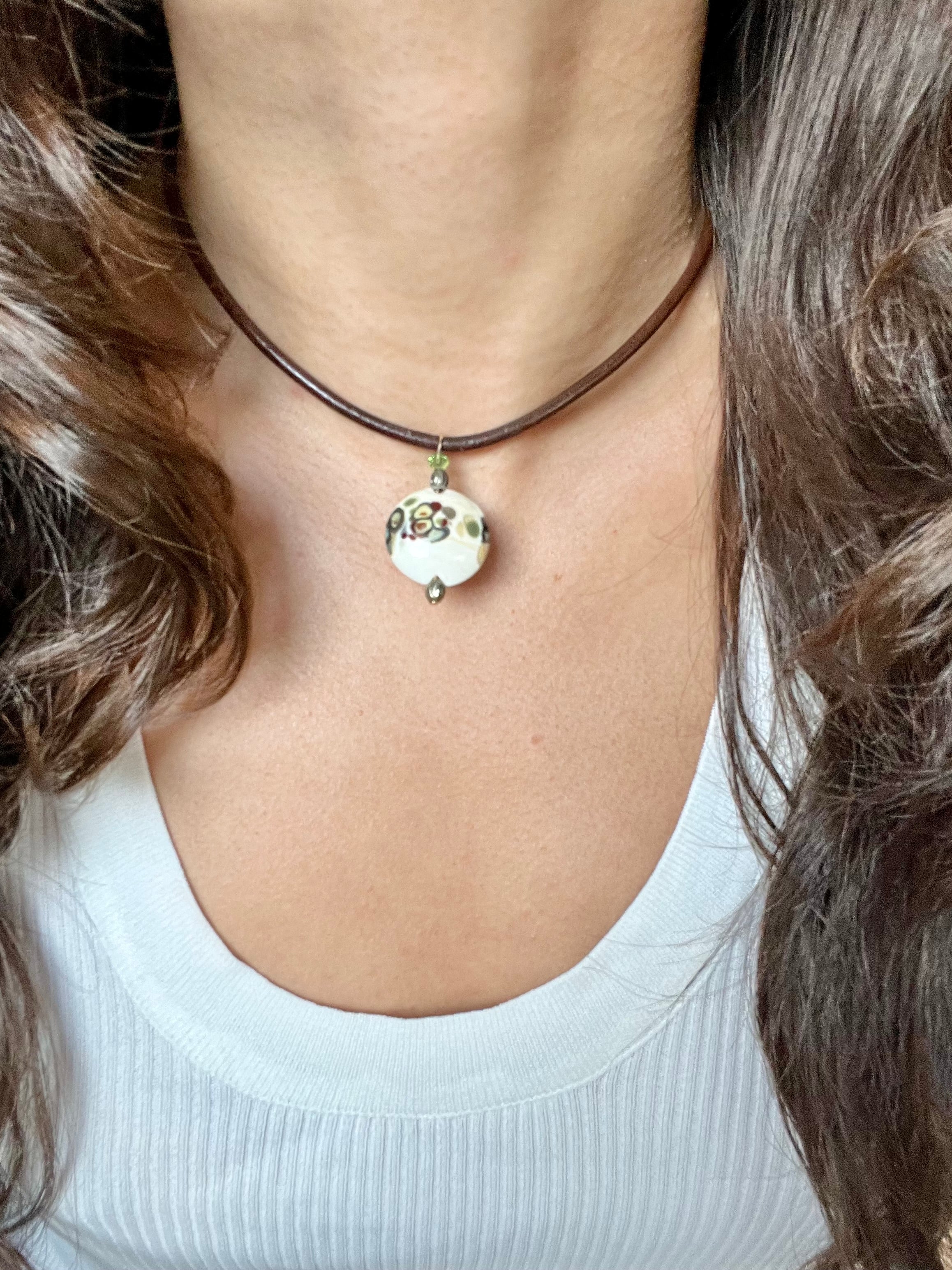 Vintage 90s Marble Floral Pendant