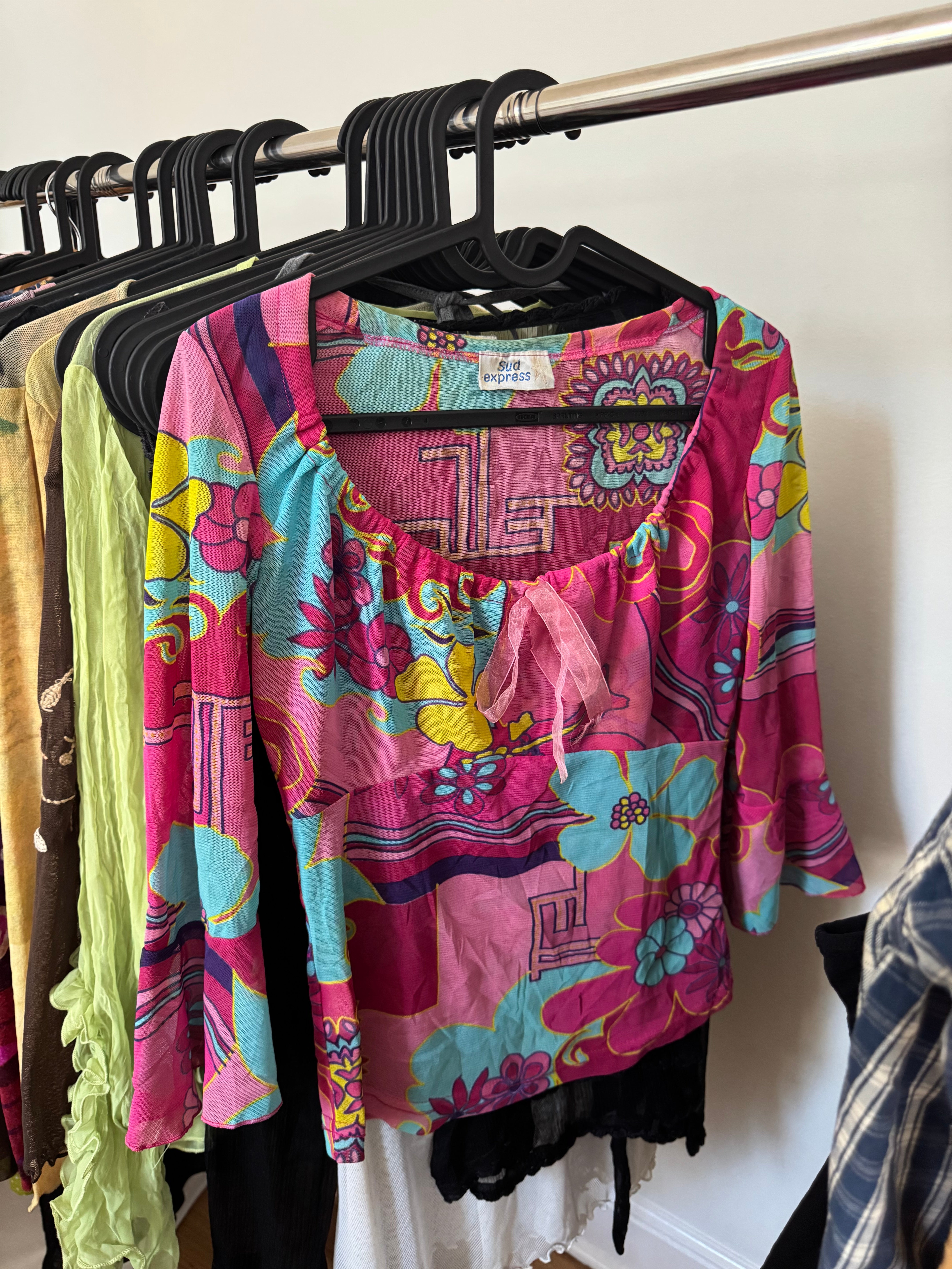 Vintage 90s Abstract Bell Sleeve Top (M)