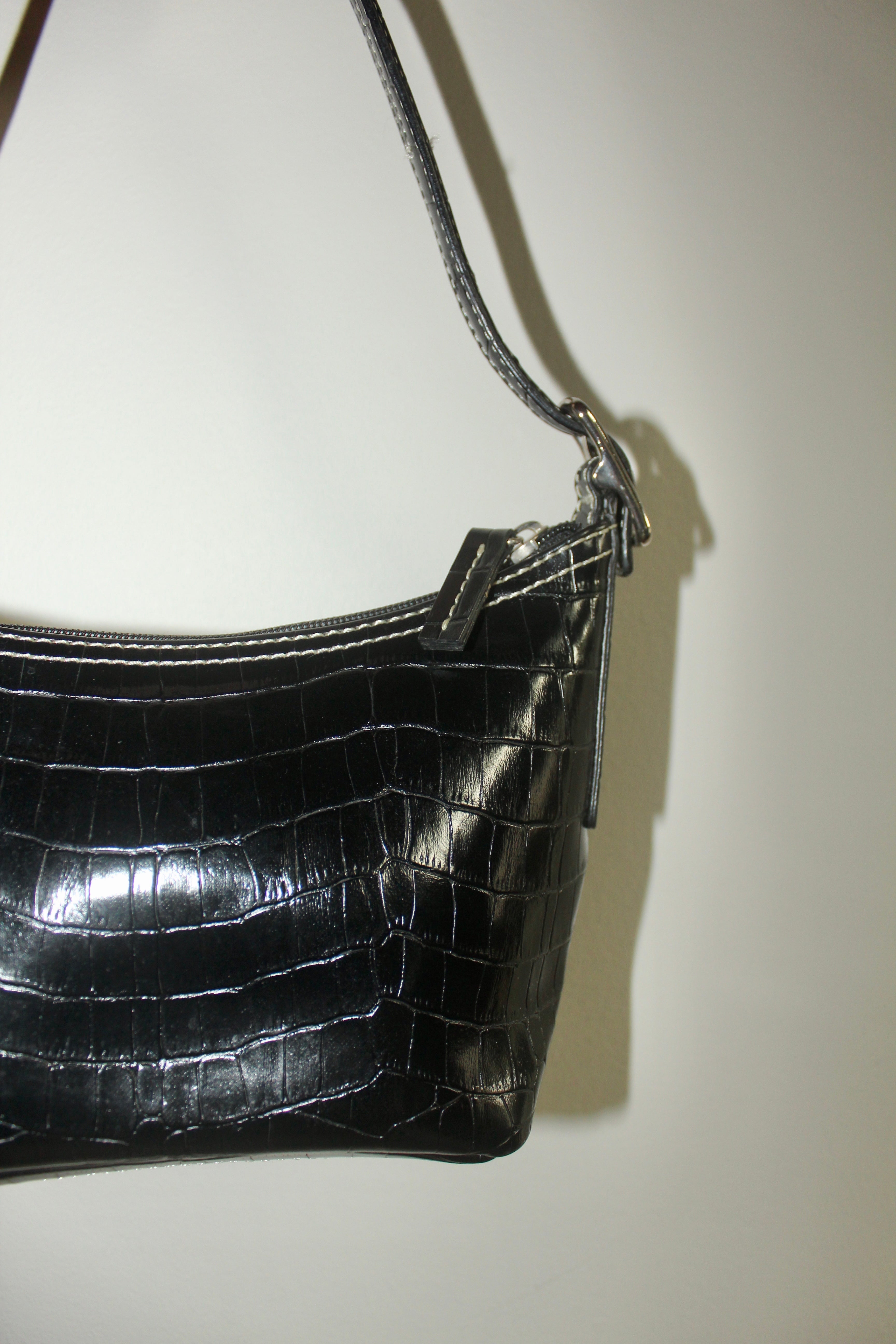 Vintage 90s Retro Textured Purse