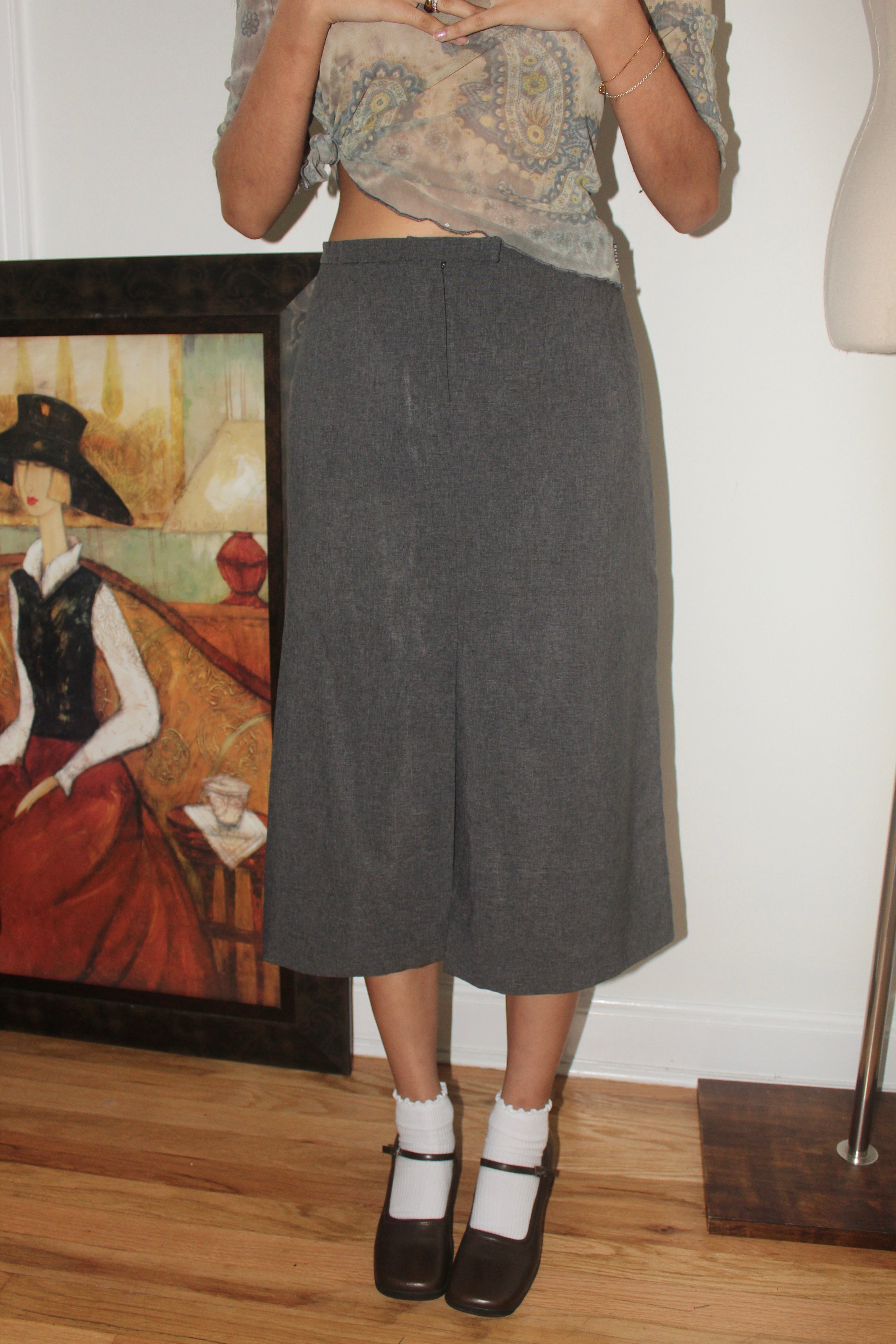 Vintage 90s Classic Grey Midi Skirt (S/M)