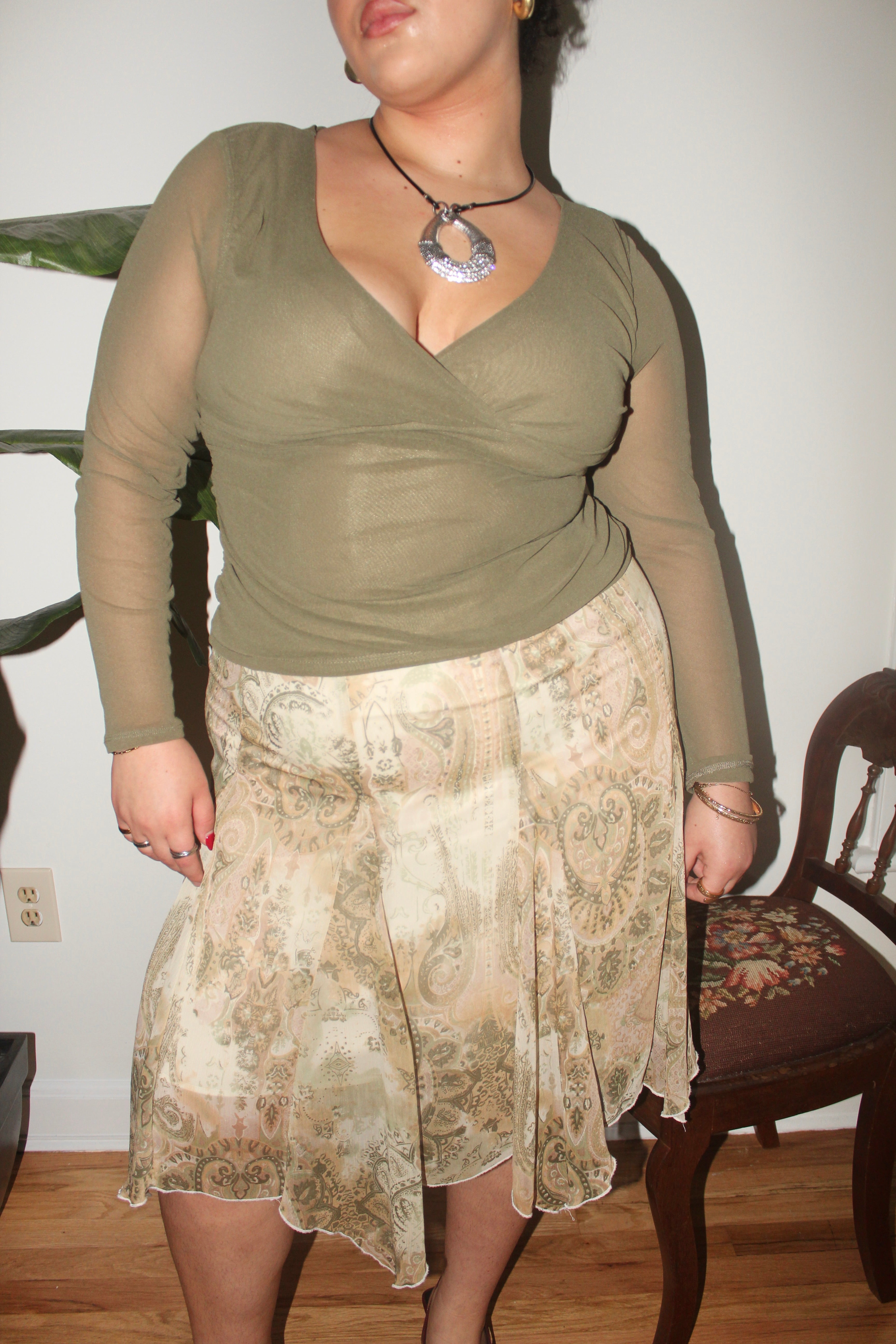 Vintage 90s Olive Gauzy Long Sleeve Knit (L)