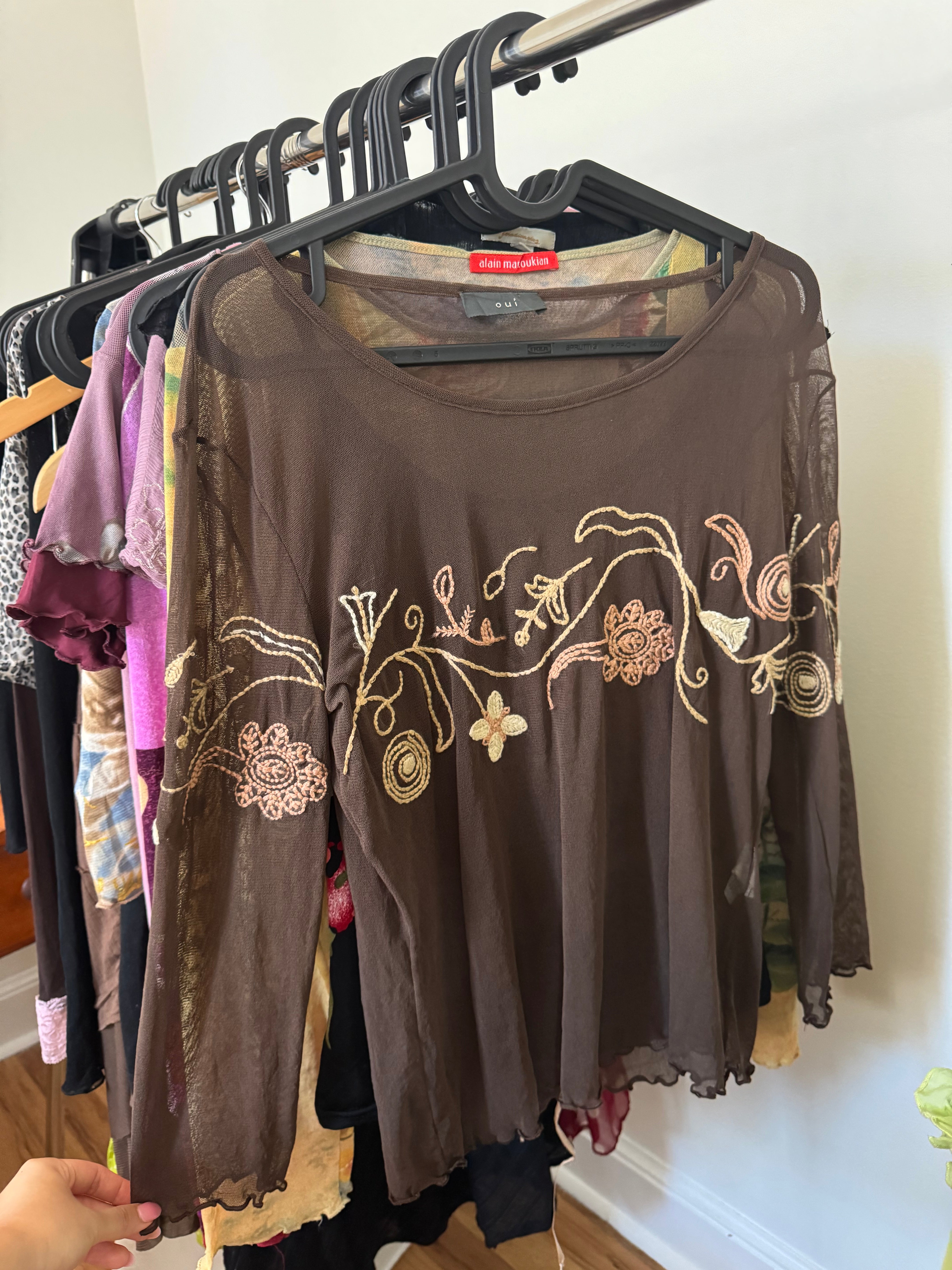 Vintage 90s Floral Embroidered Mesh Long Sleeve (M/L)
