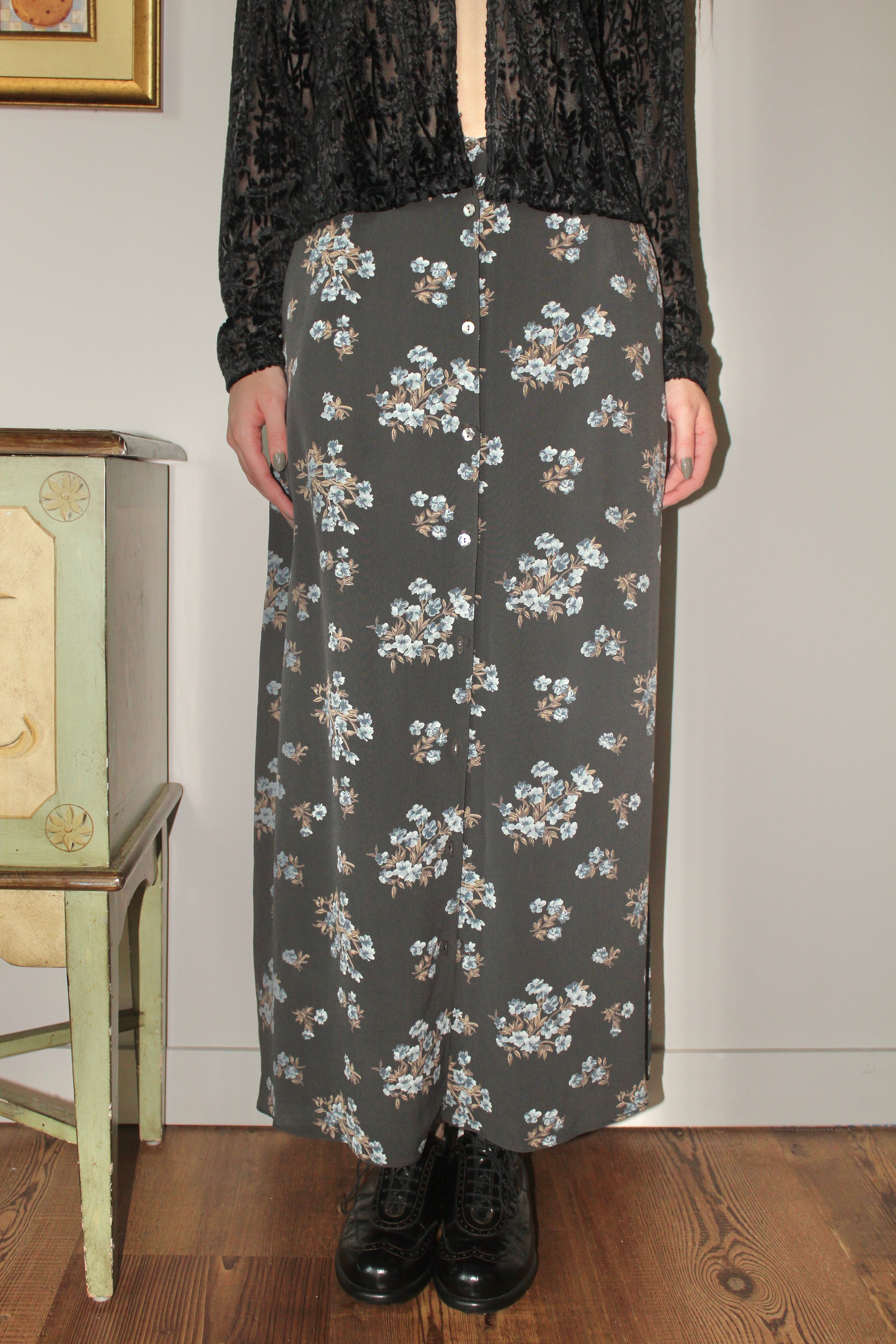 Vintage 90s Floral Button Up MIdi Skirt (S)