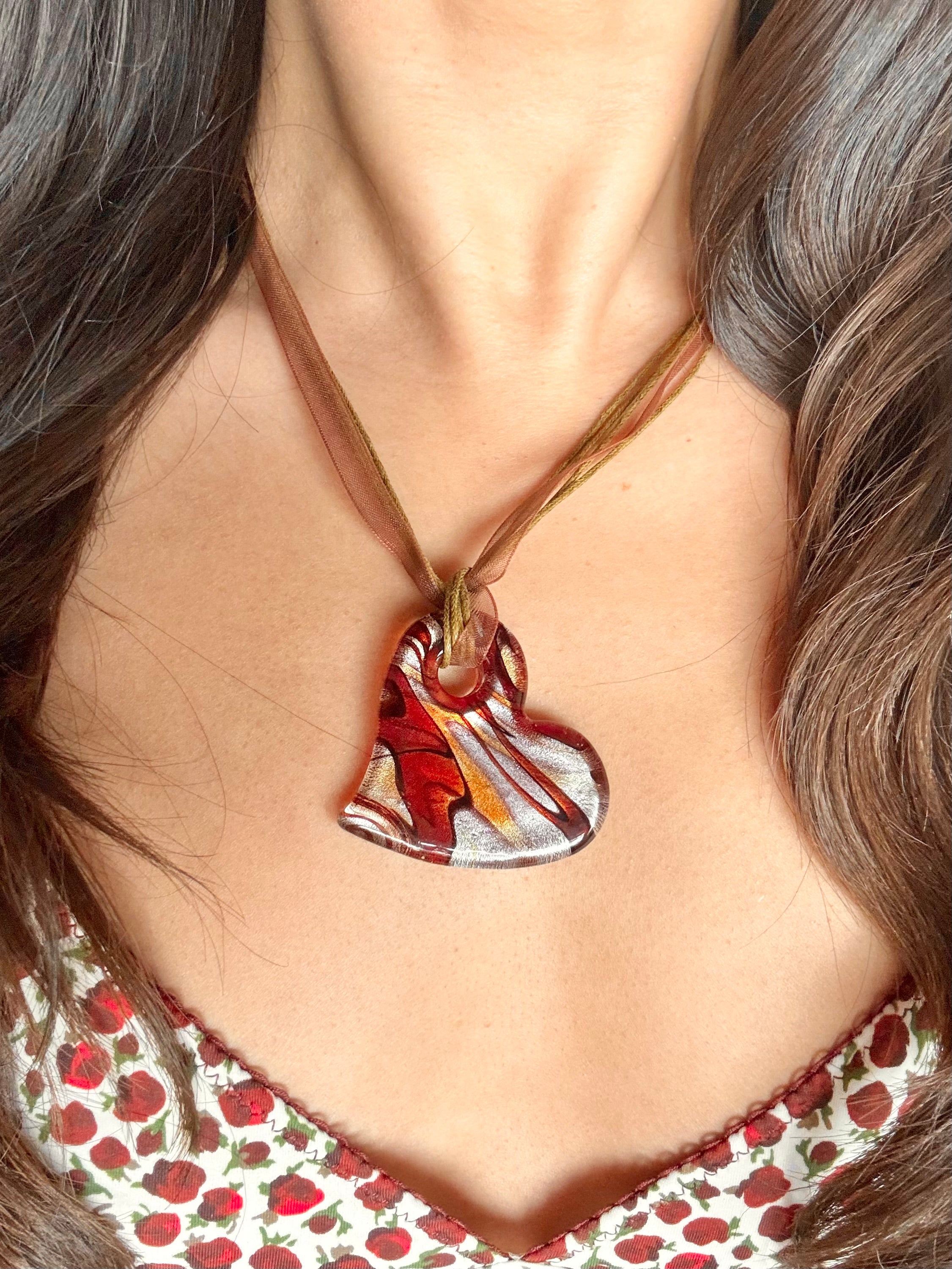 Ceramic Heart RIbbon Necklace