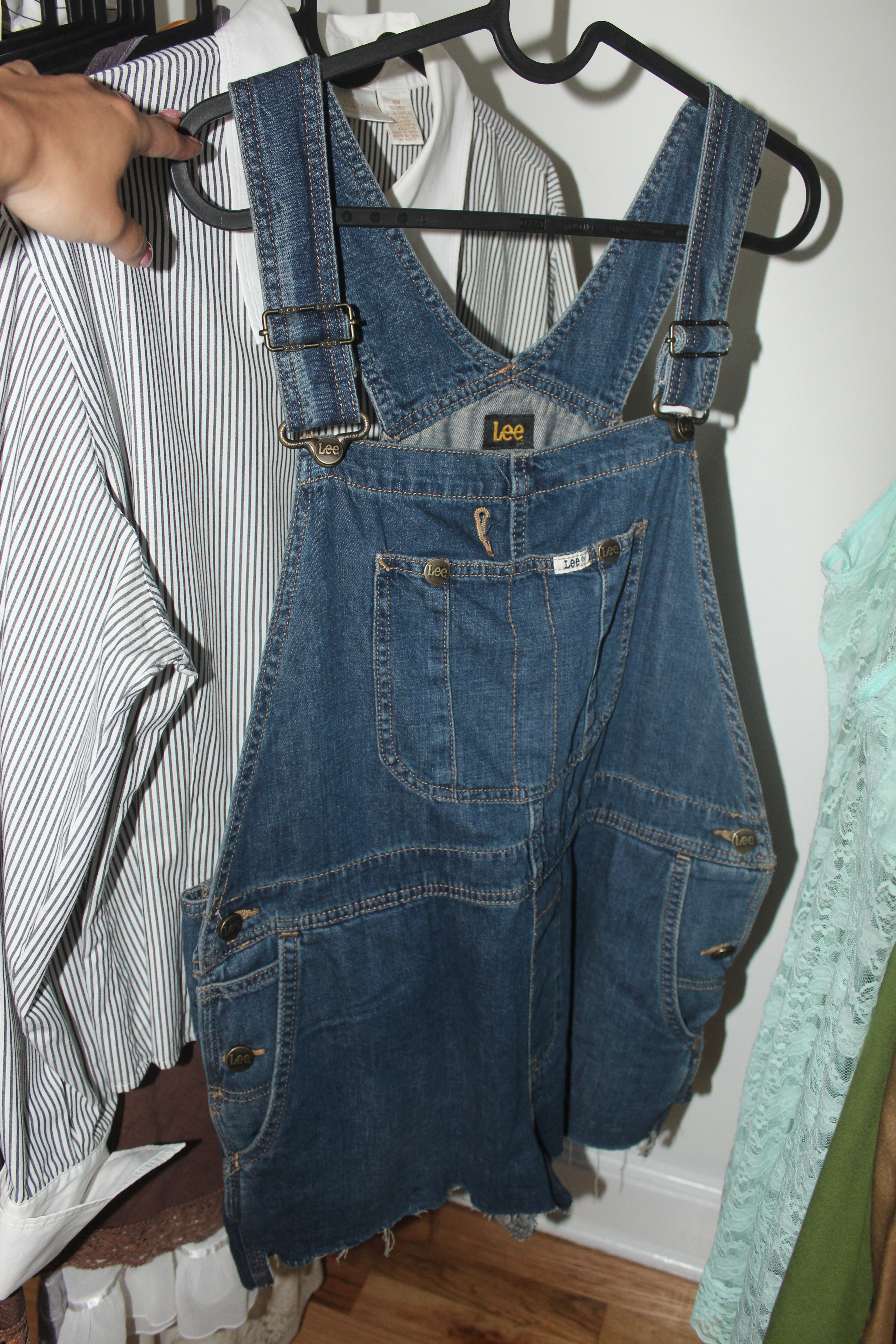 Vintage 90s Levis Casual Denim Overalls (M)