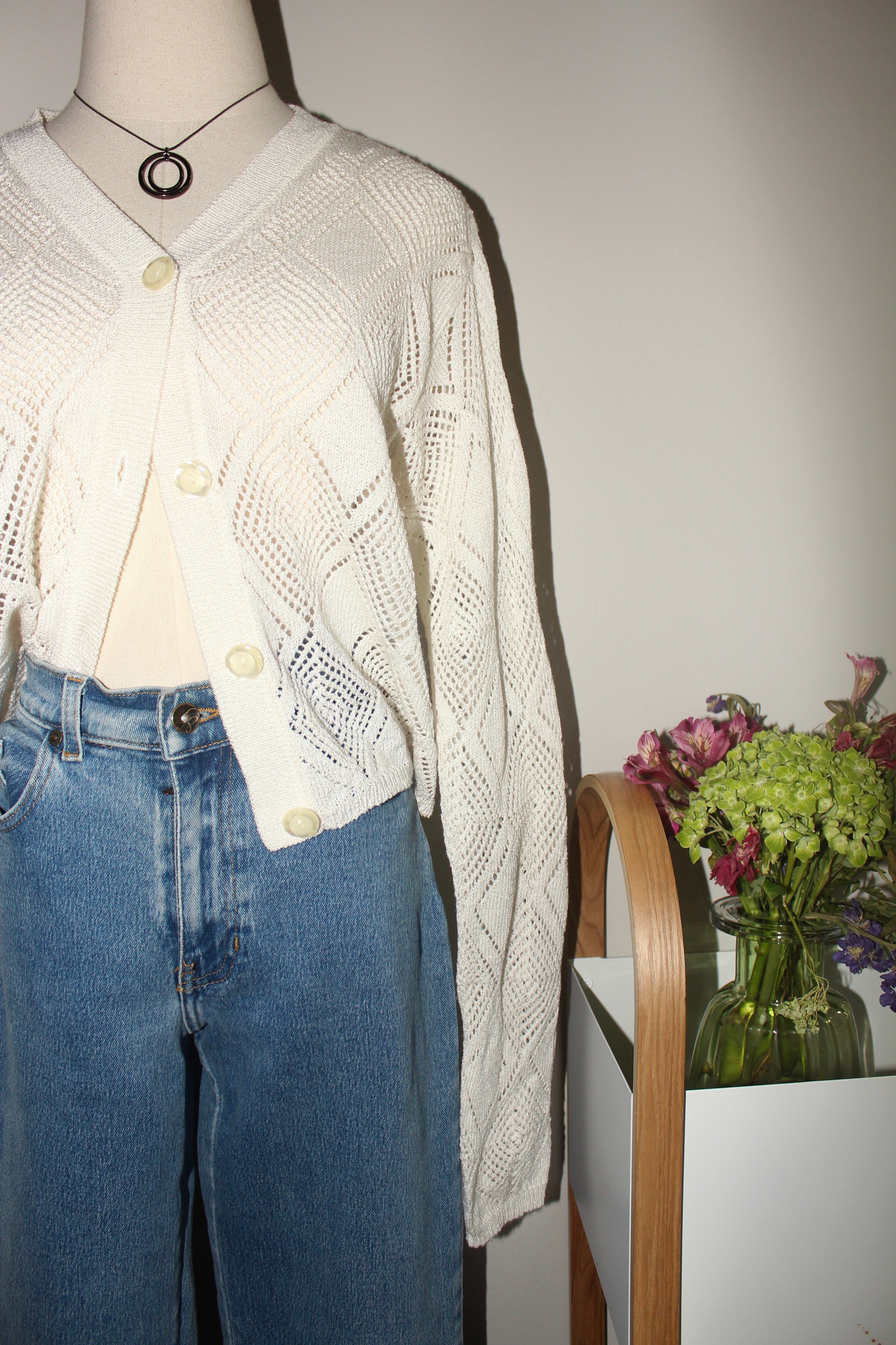 Vintage 90s Eyelet Cropped Cardi (S/M)