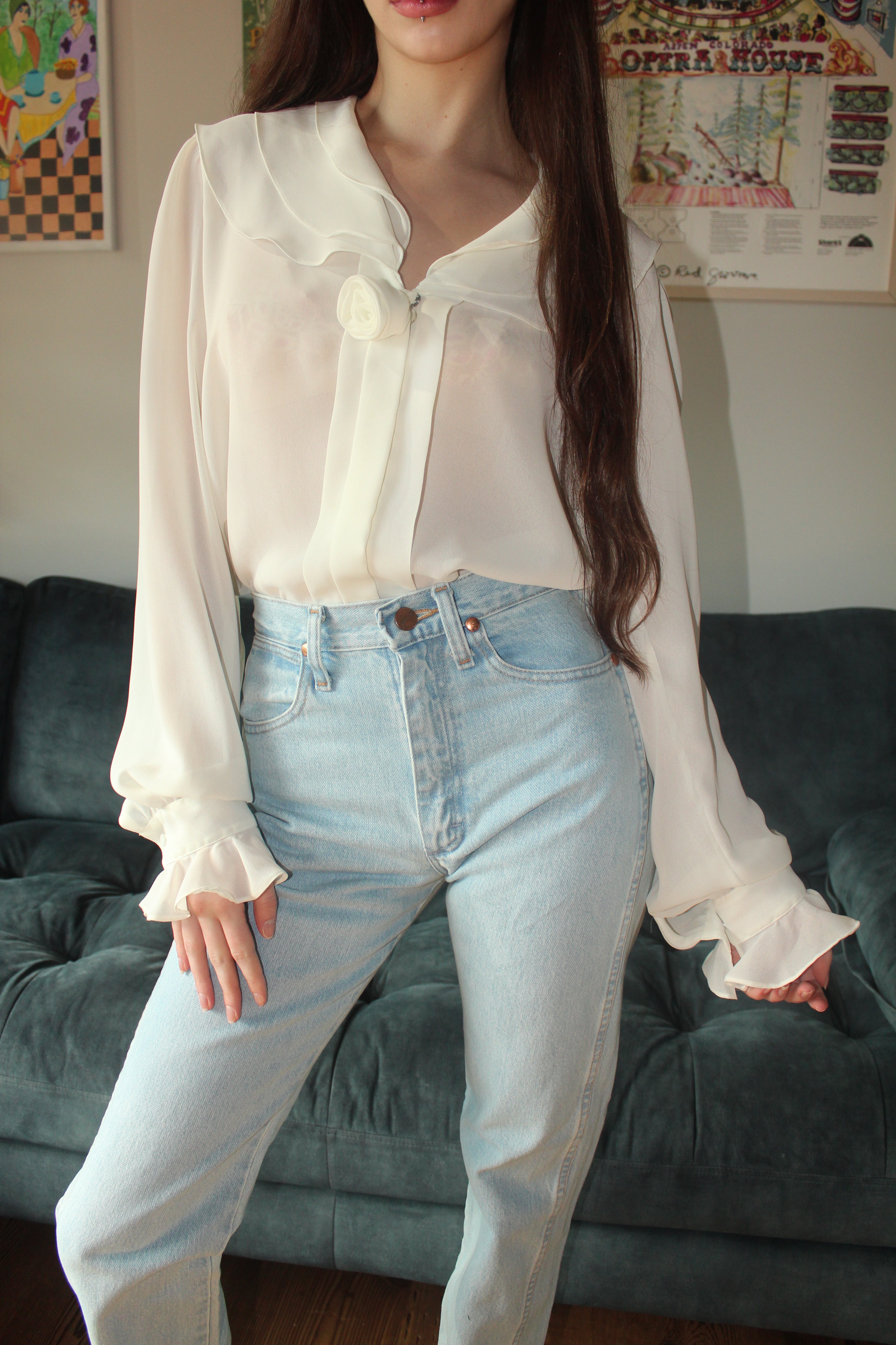 Vintage 90s Ivory Ruffled Collar Blouse (M)