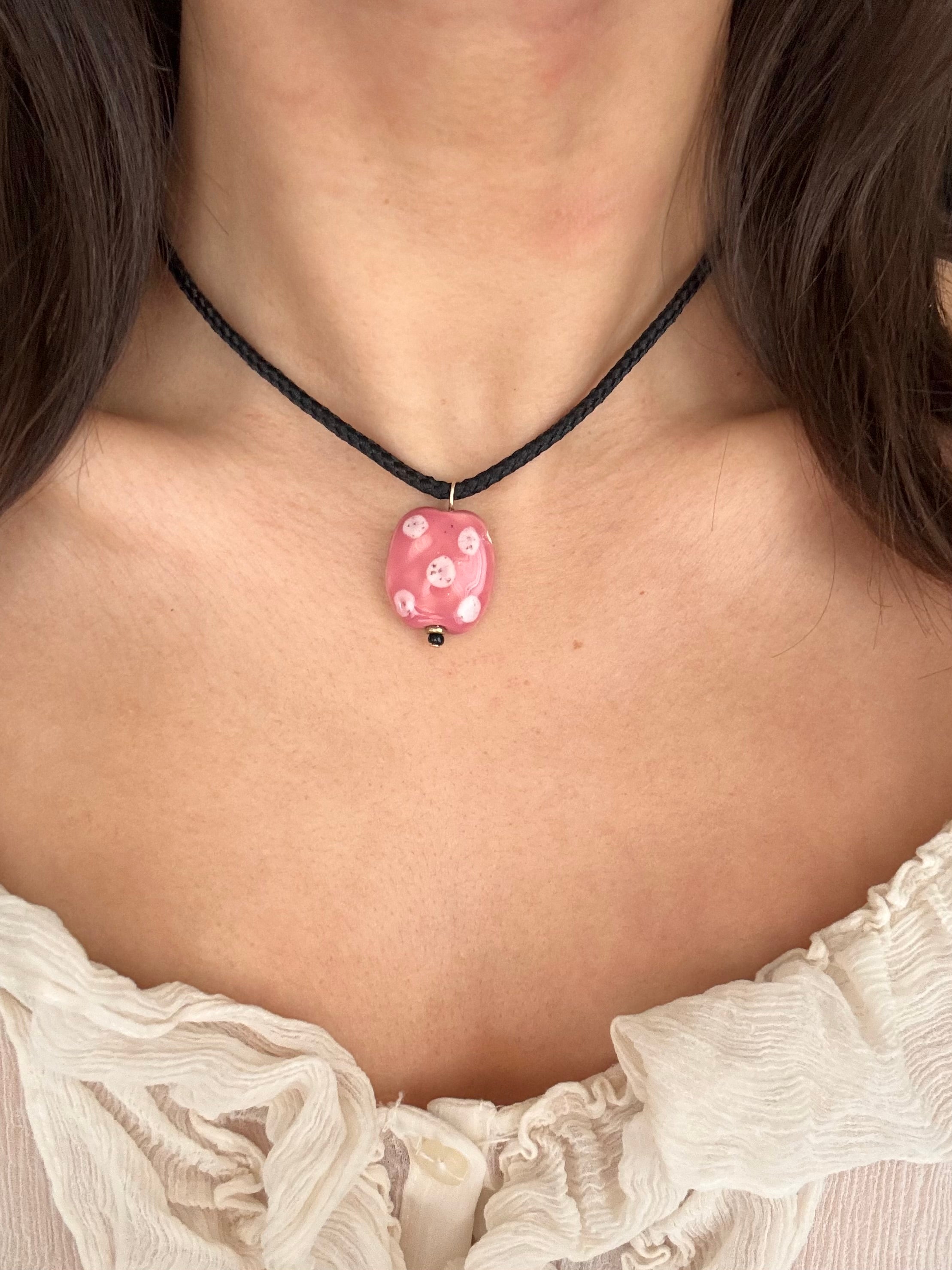 Dotted Pebble Choker IV