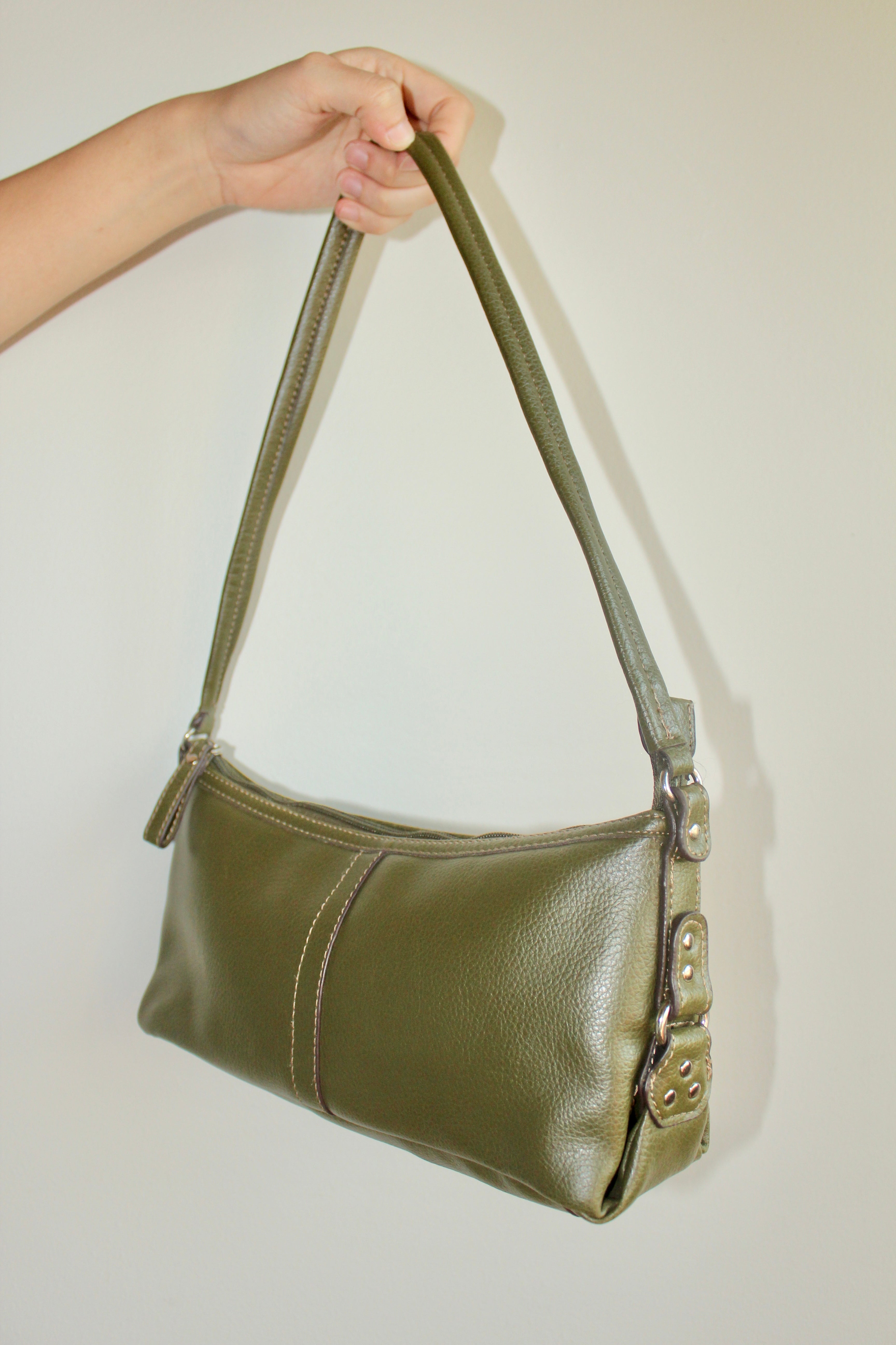 Vintage Oliva Green Shoulder Purse