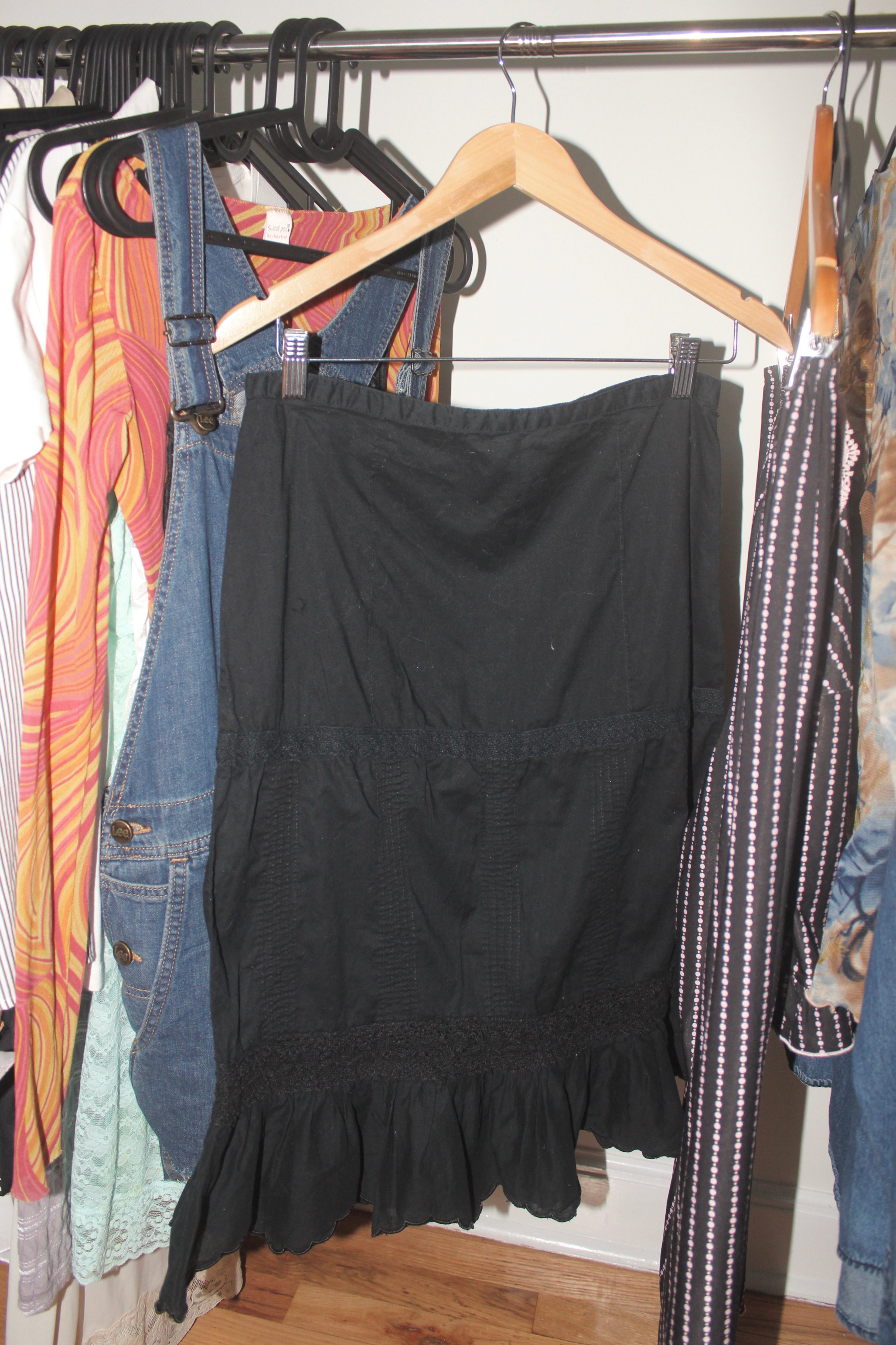 Vintage 90s Ruffled Cotton Midi Skirt (S/M)