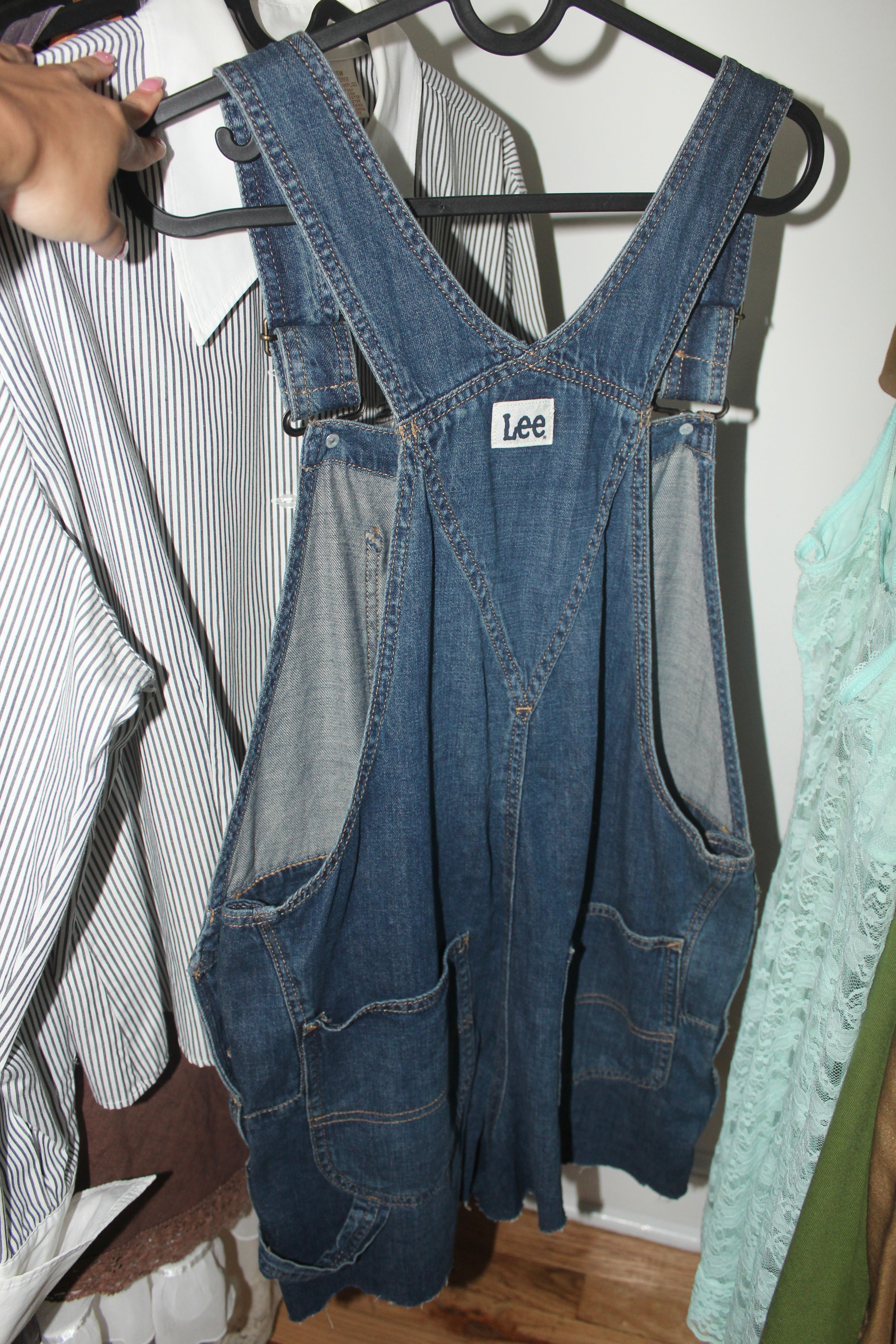 Vintage 90s Levis Casual Denim Overalls (M)