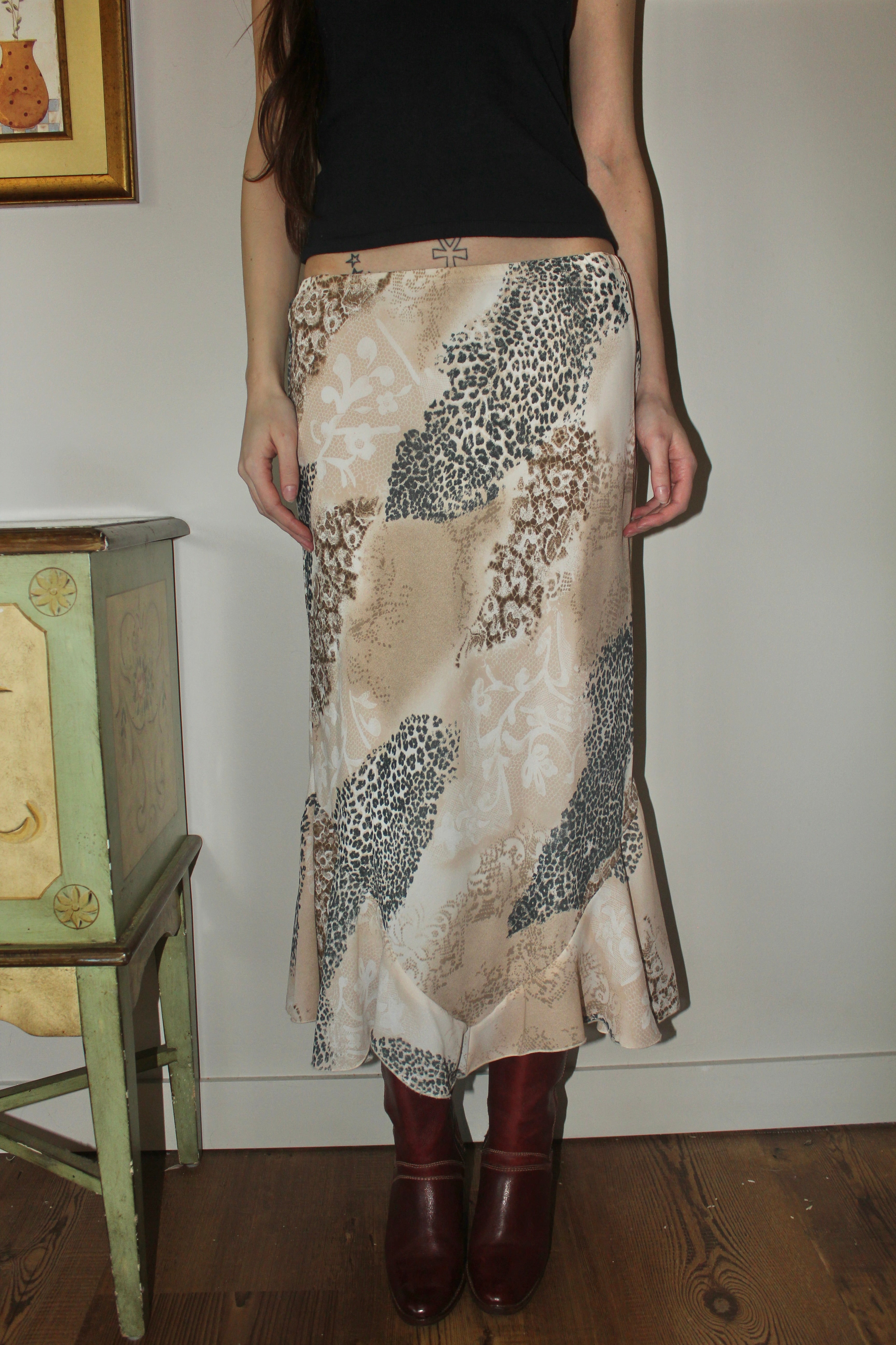 Vintage 90s Abstract Ruffled Midi Skirt (S)