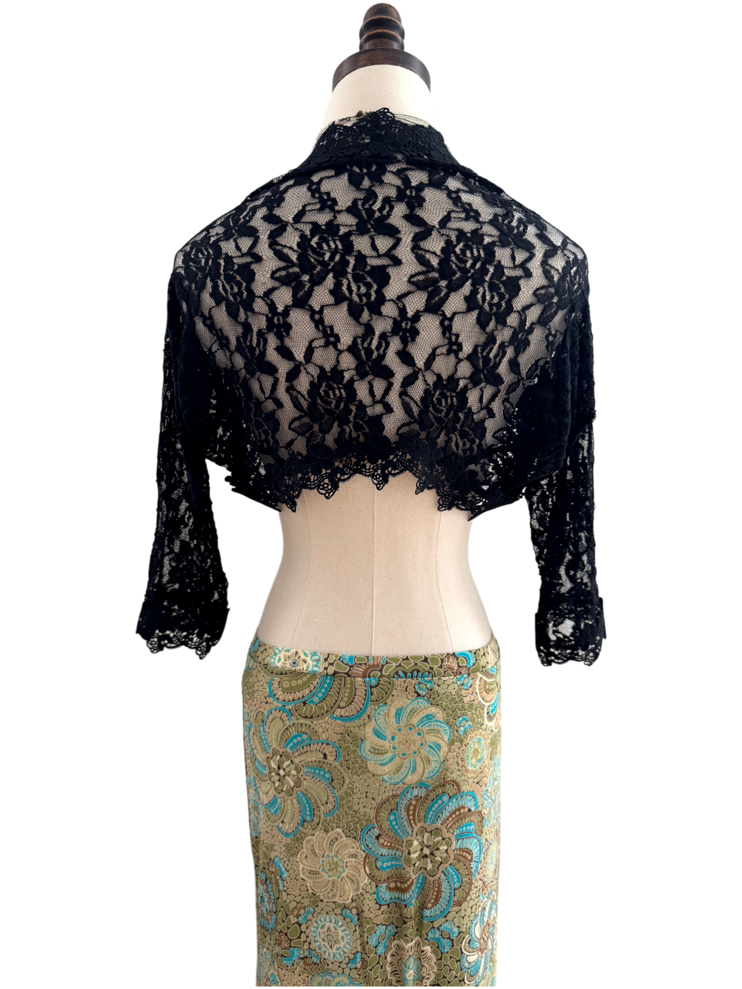 Vintage 90s Dainty Lace Bolero (XS/S)