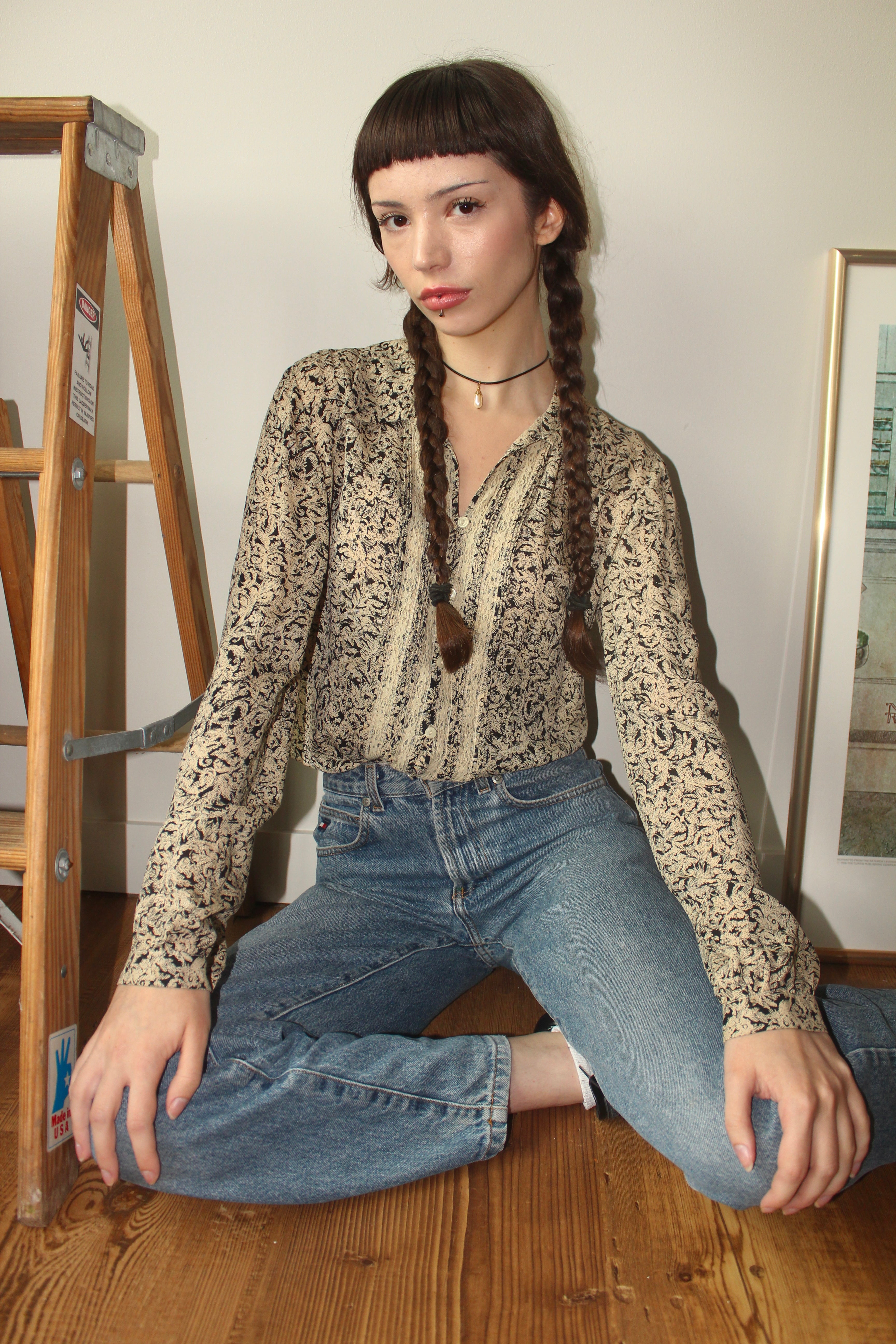 Vintage 90s Dainty Silk Lace Blouse (S-M)