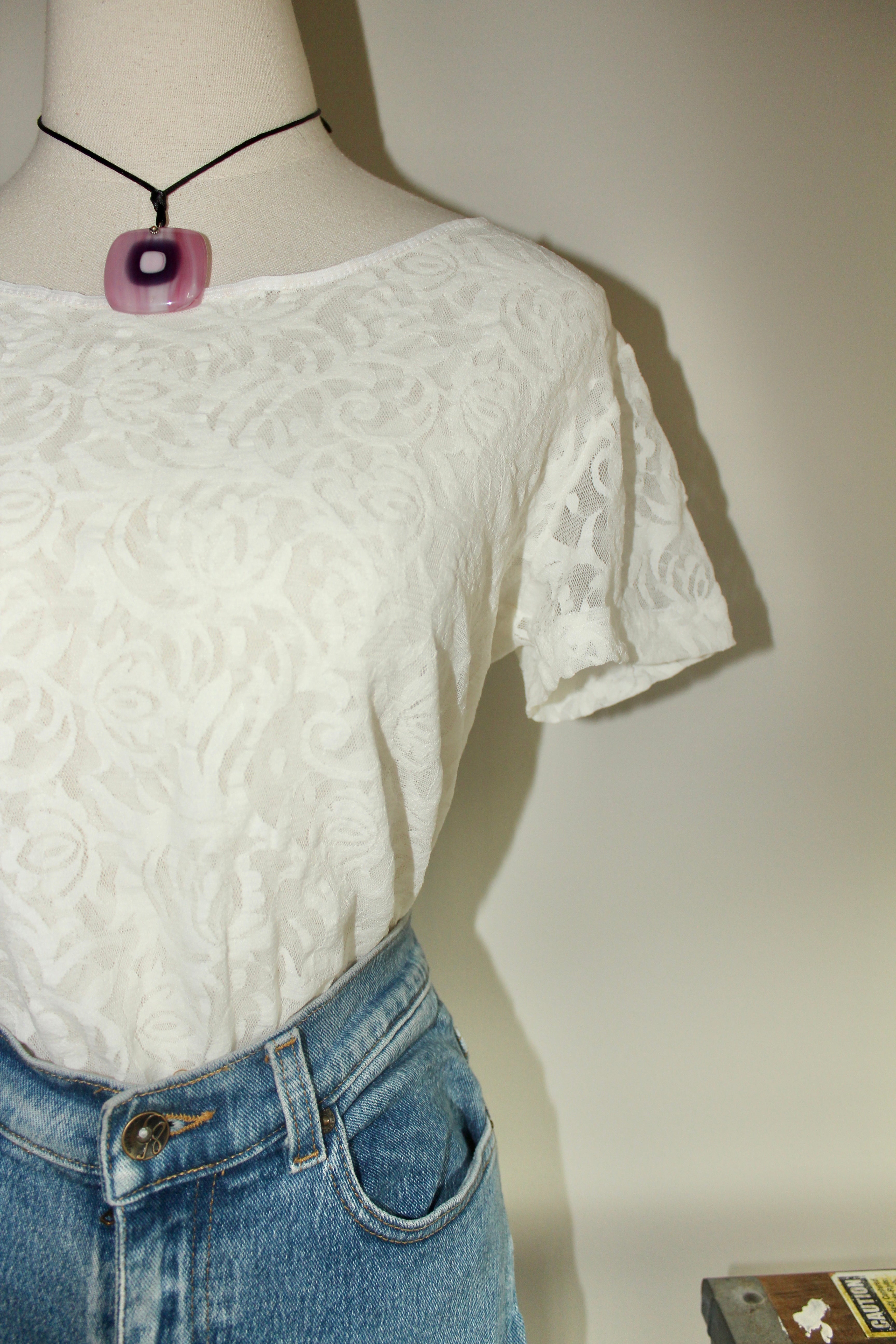 Vintage 90s Dainty Lace Tee (M)