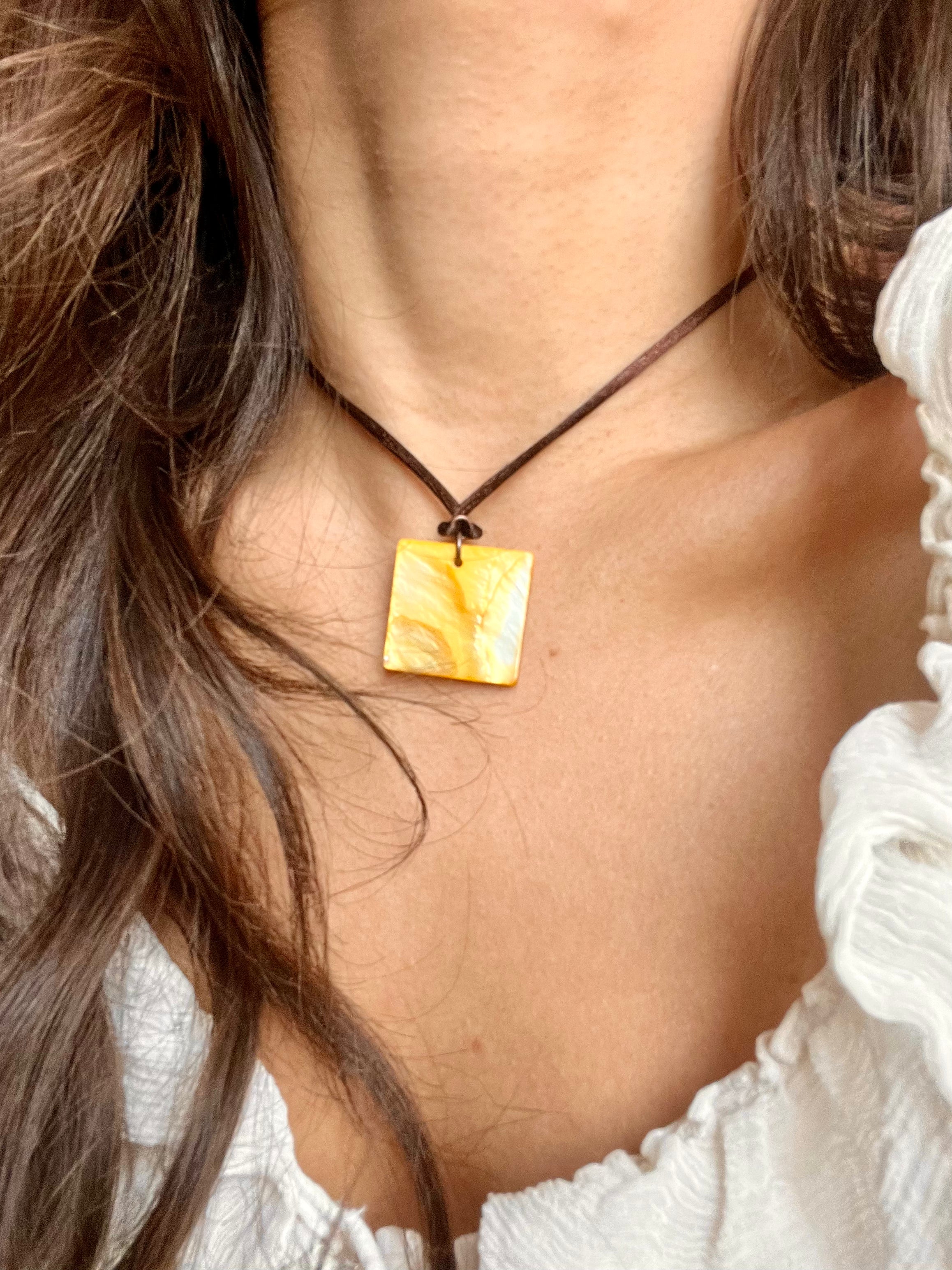 Marble Square Pendant Choker