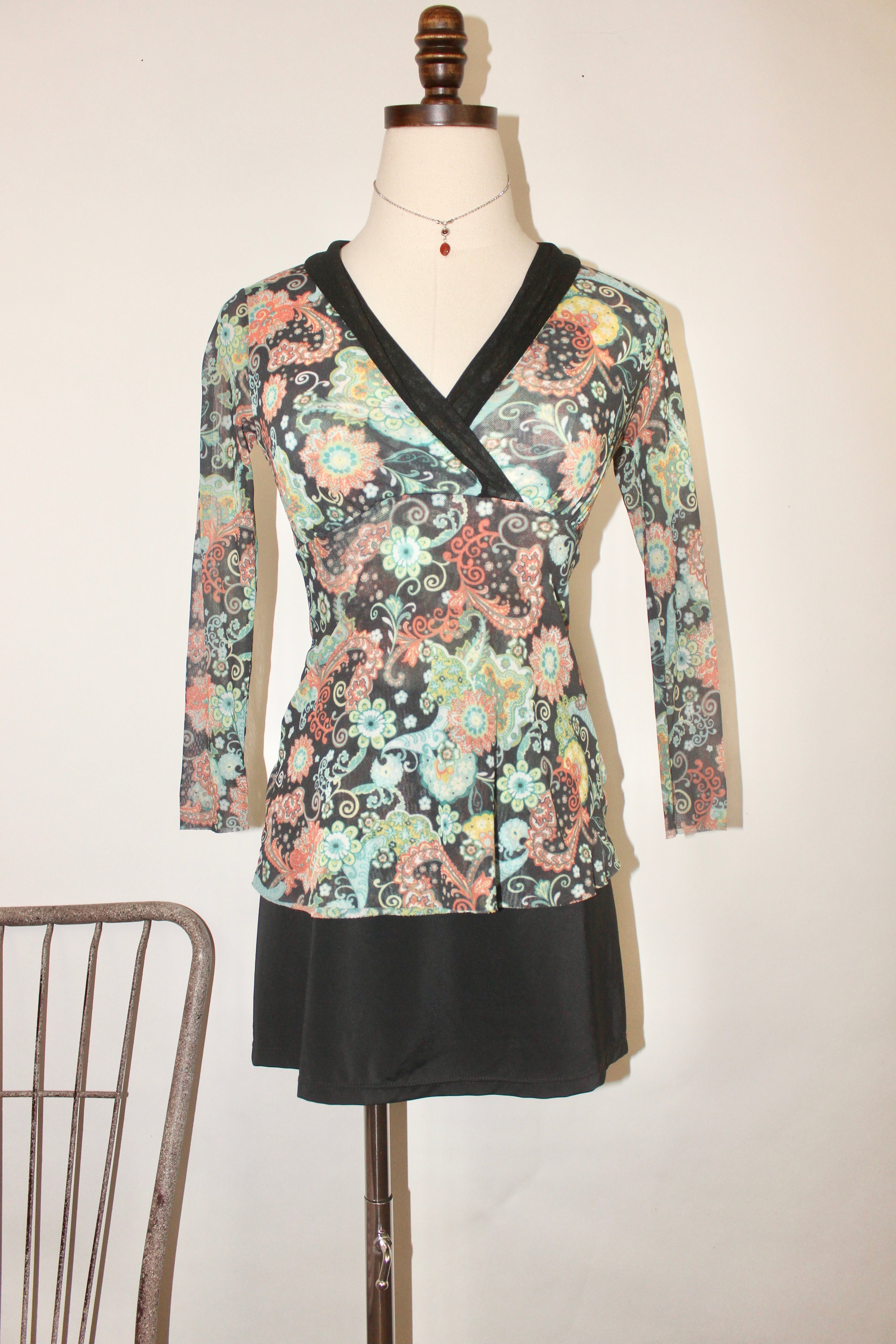 Vintage Floral Swirl Wrap Knit (XS-S)