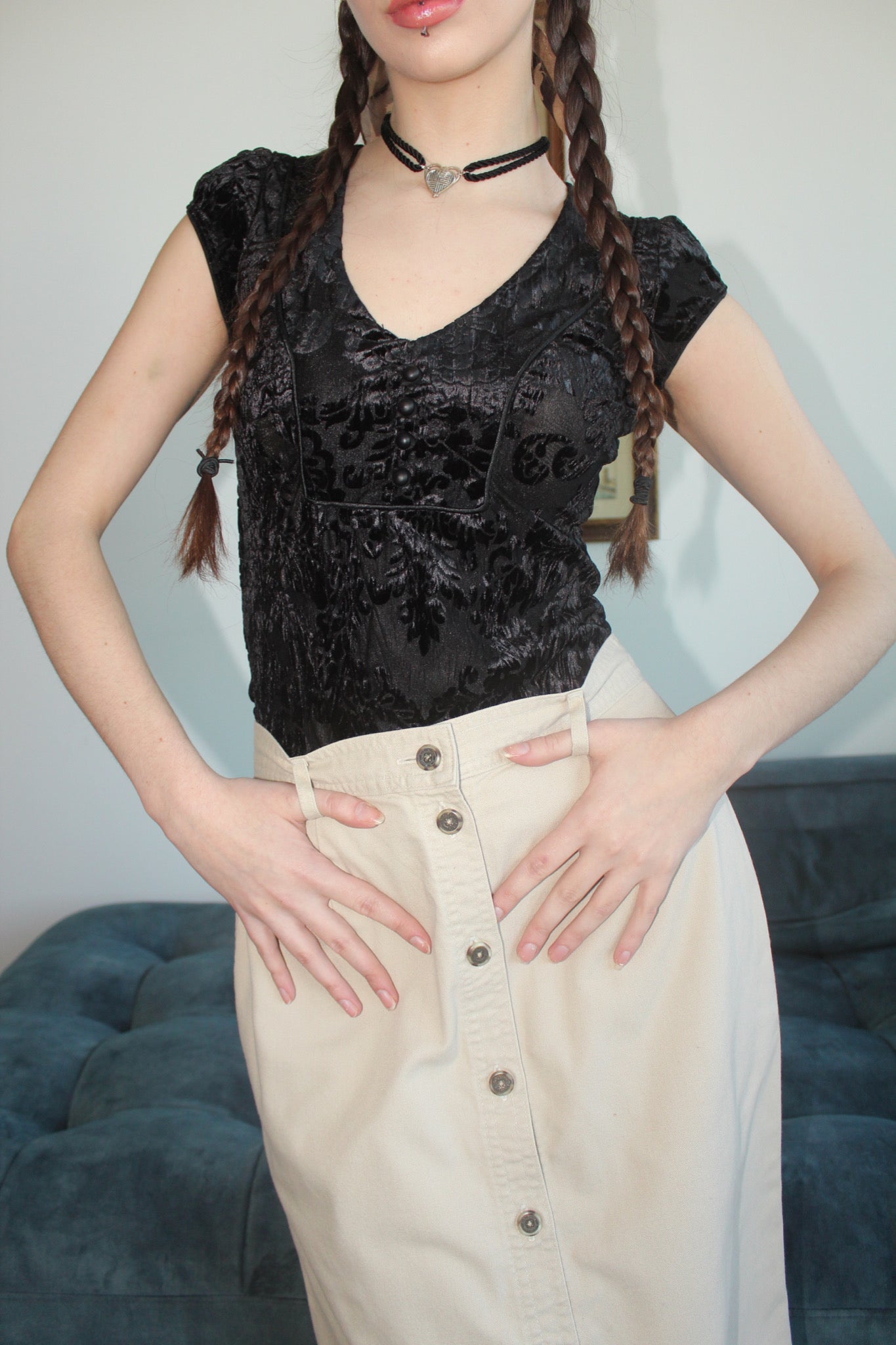 Vintage 90s Velvet Embossed Short Sleeve (XS/S)