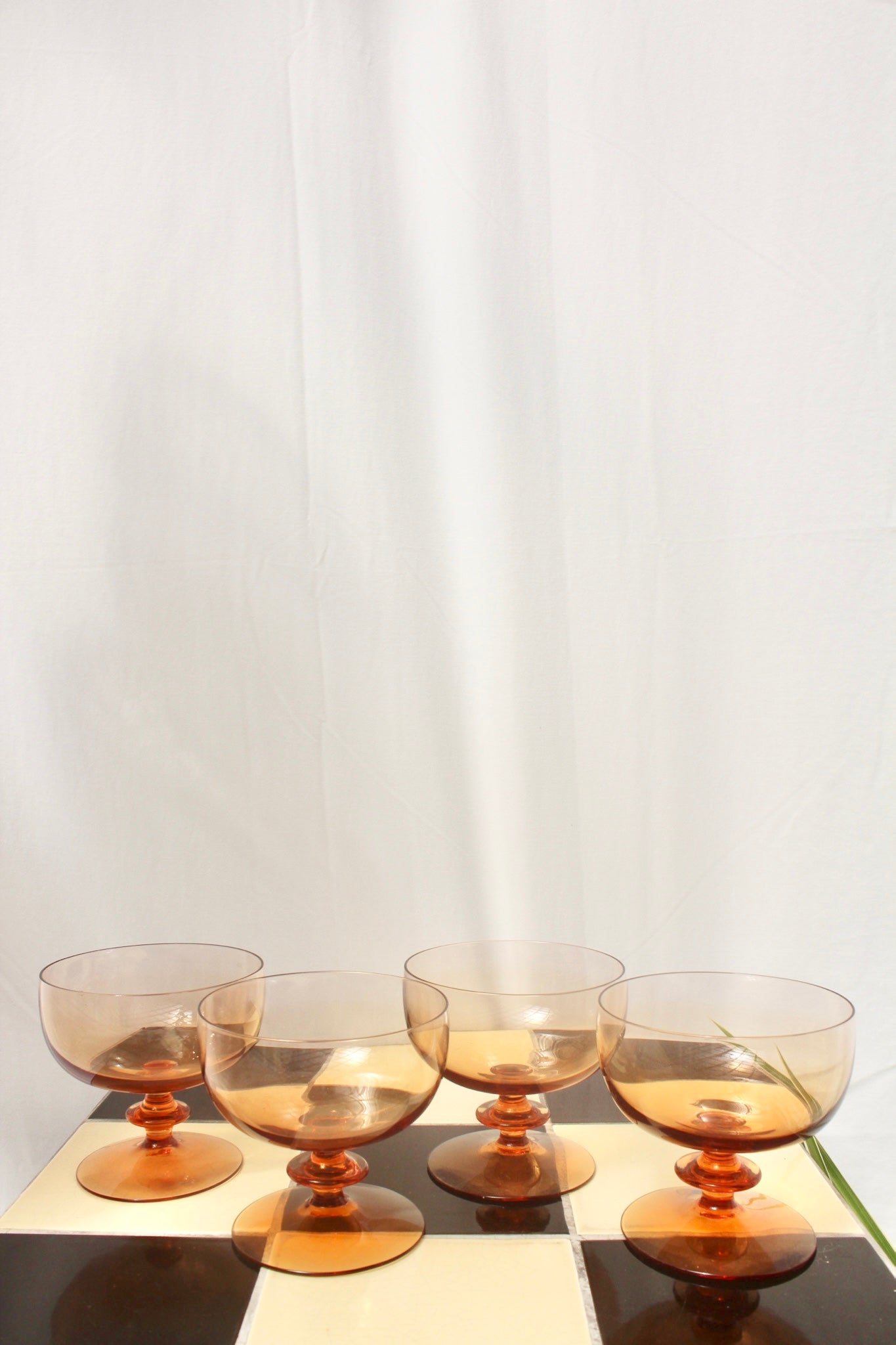 Vintage Marigold Bubble Glasses (4)