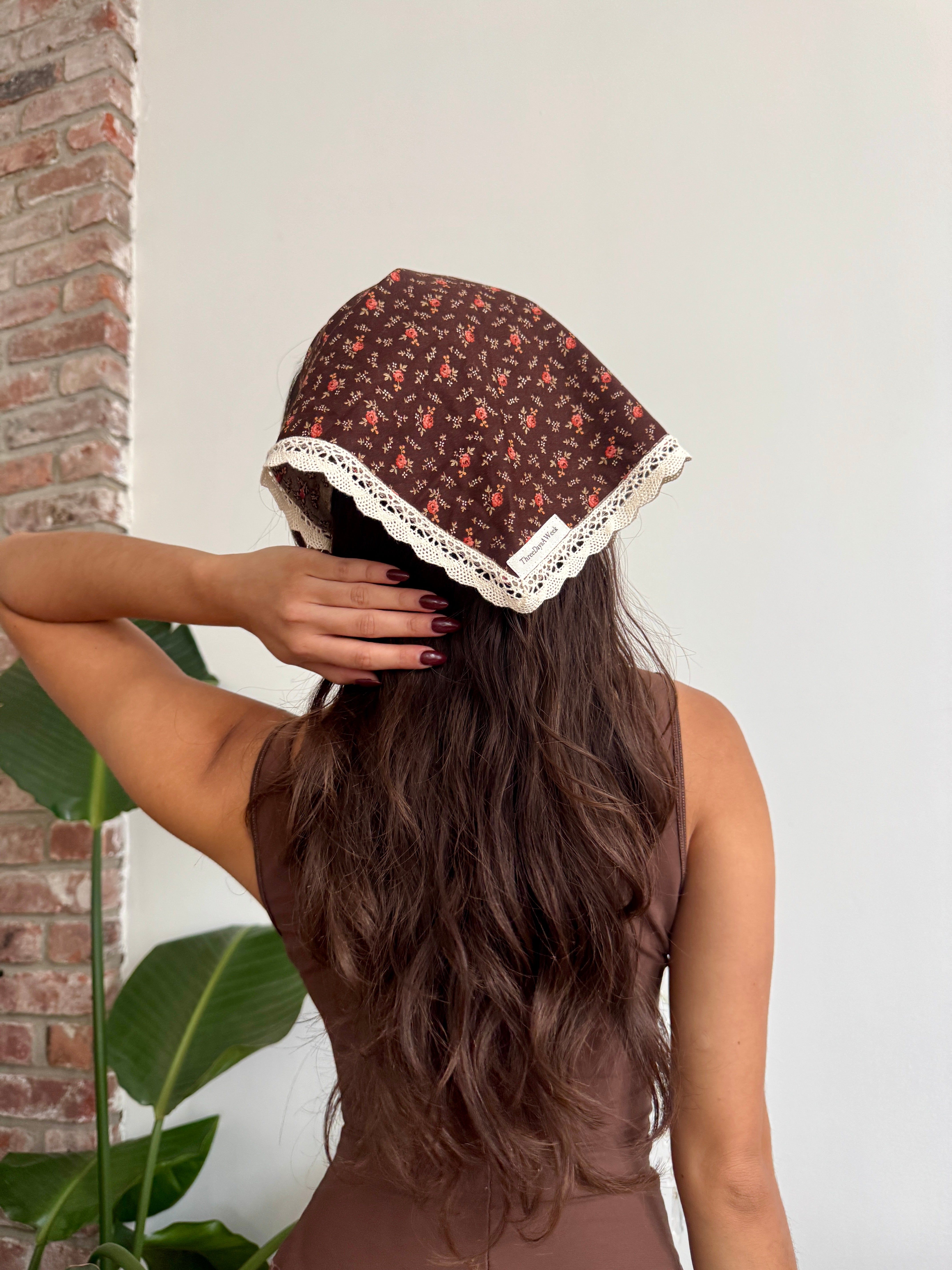 Coco Rose Lace Scarf