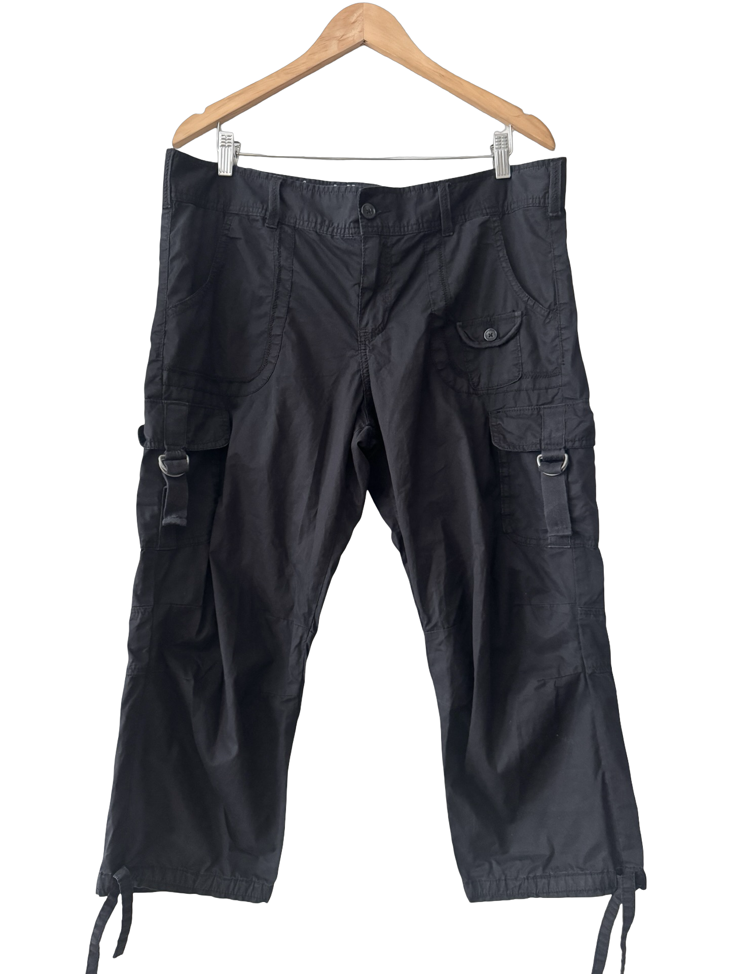 Vintage Y2K Calvin Klein Lara Croft Capris (L)