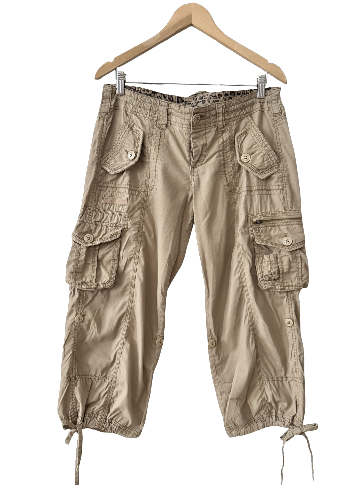 Vintage Y2K Almost Famous Safari Cargo Capris (M)