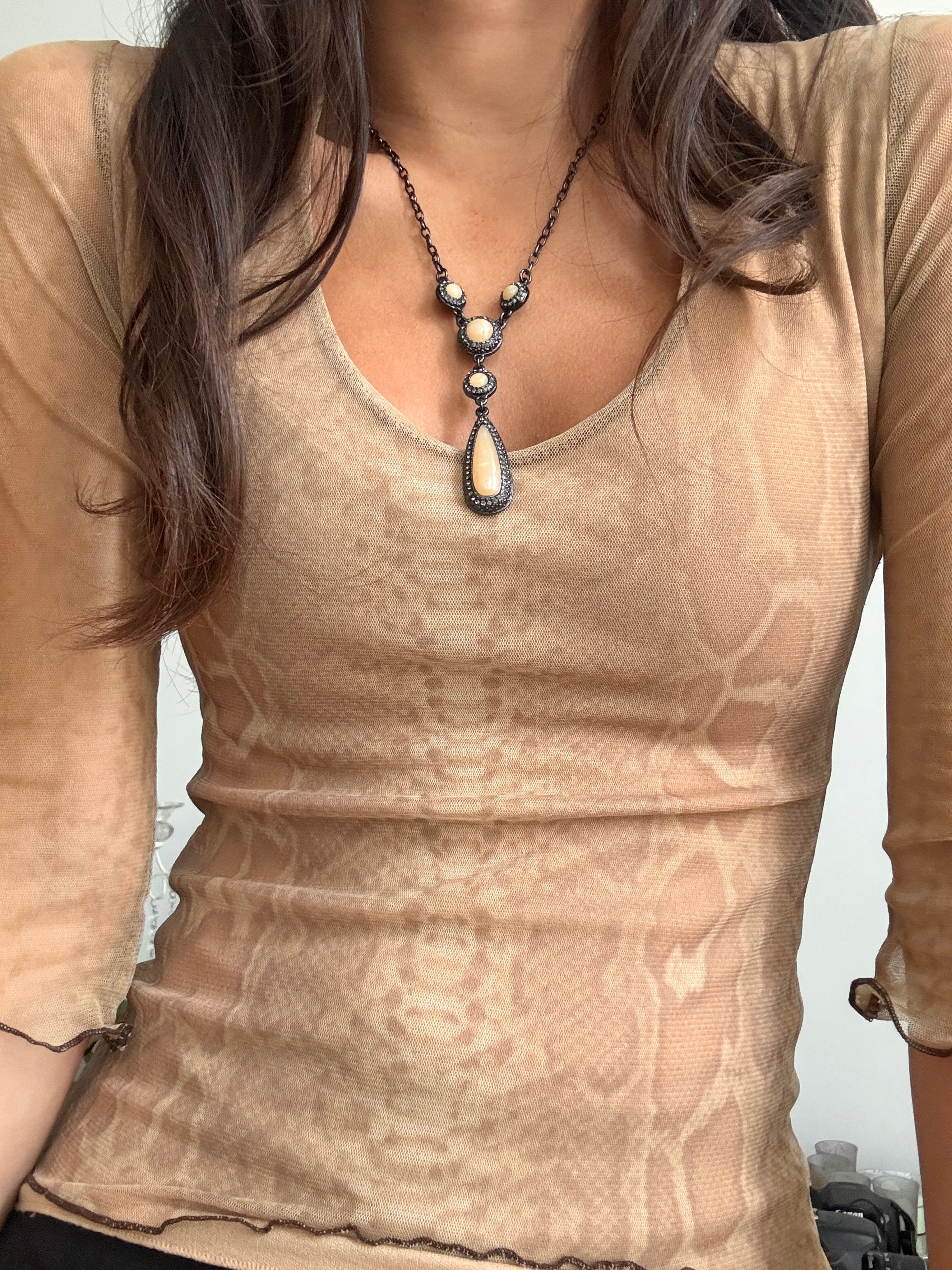 Vintage Y2K Cream Rhinestone Drop Necklace