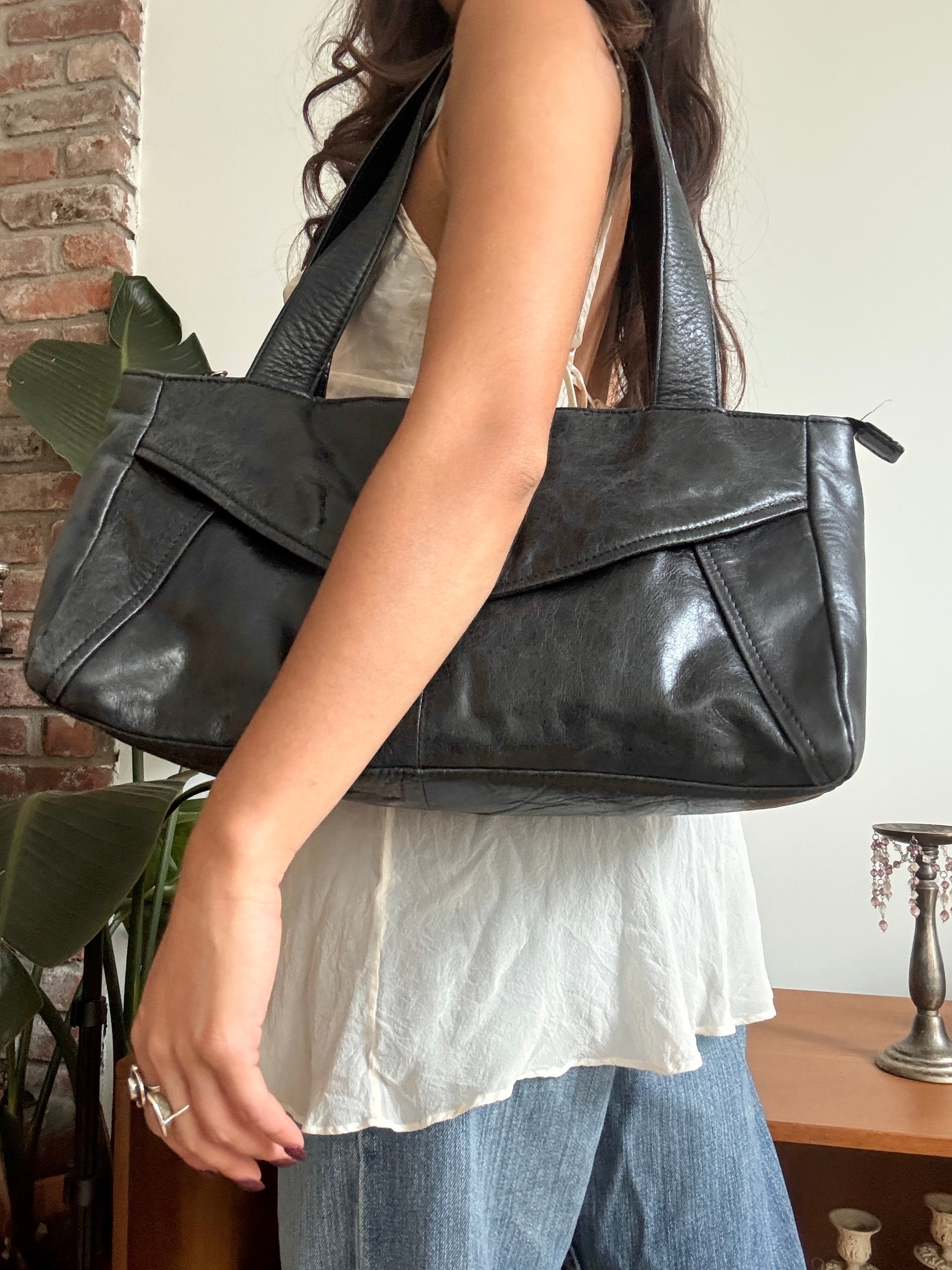 Vintage 90s Black Coffee Leather Shoulder Purse