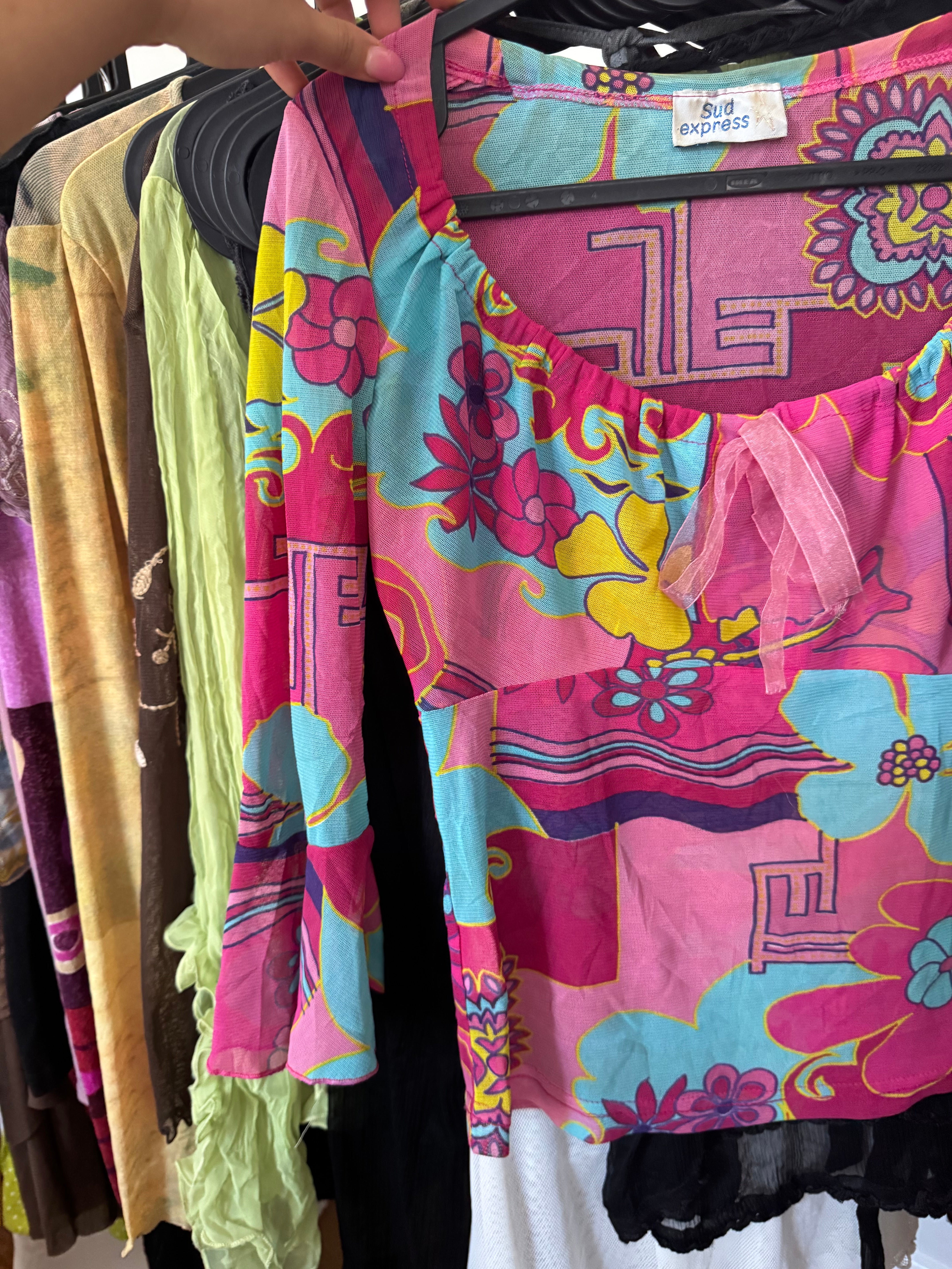 Vintage 90s Abstract Bell Sleeve Top (M)