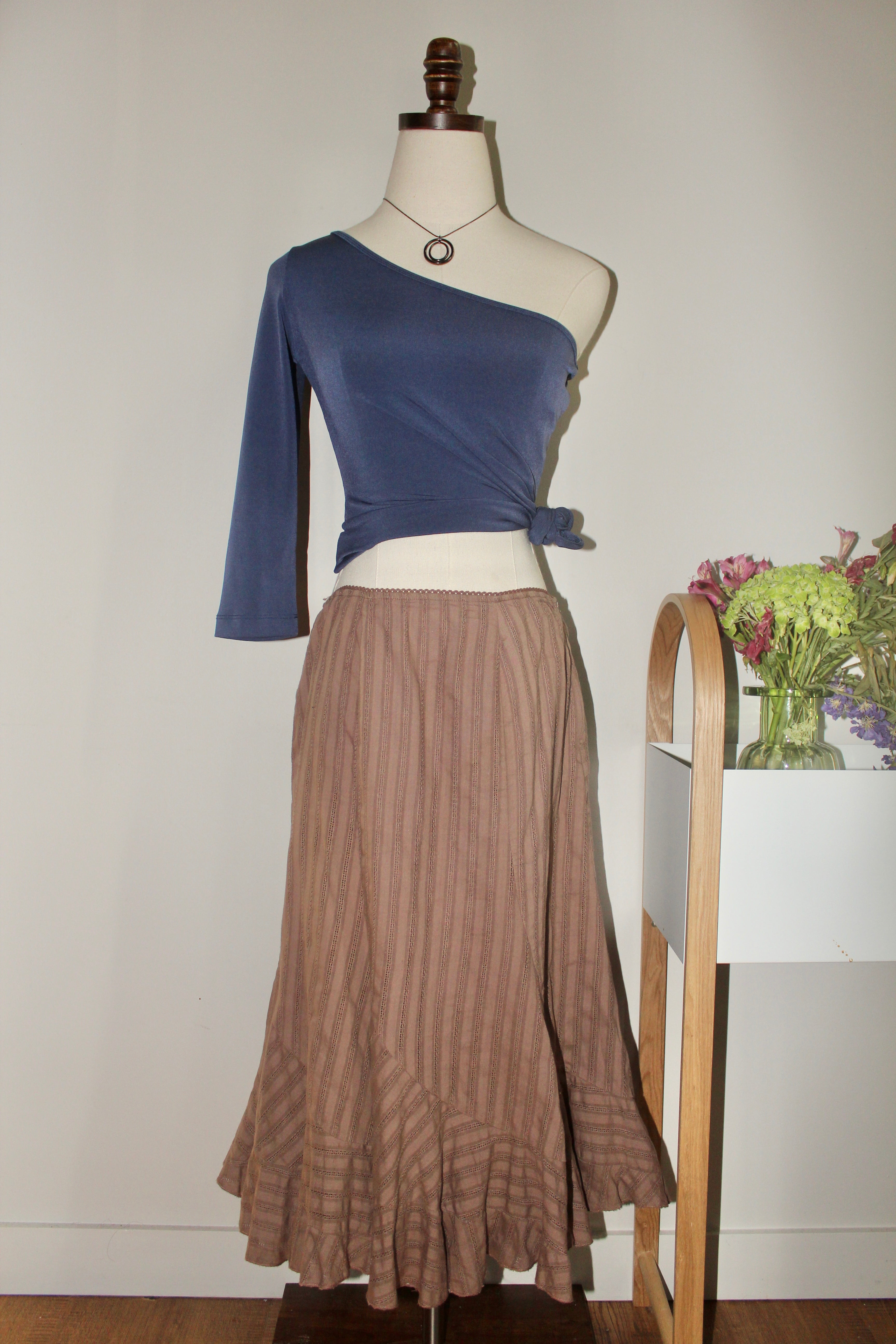 Vintage 90s Cotton Cottage Midi Skirt (S-M)