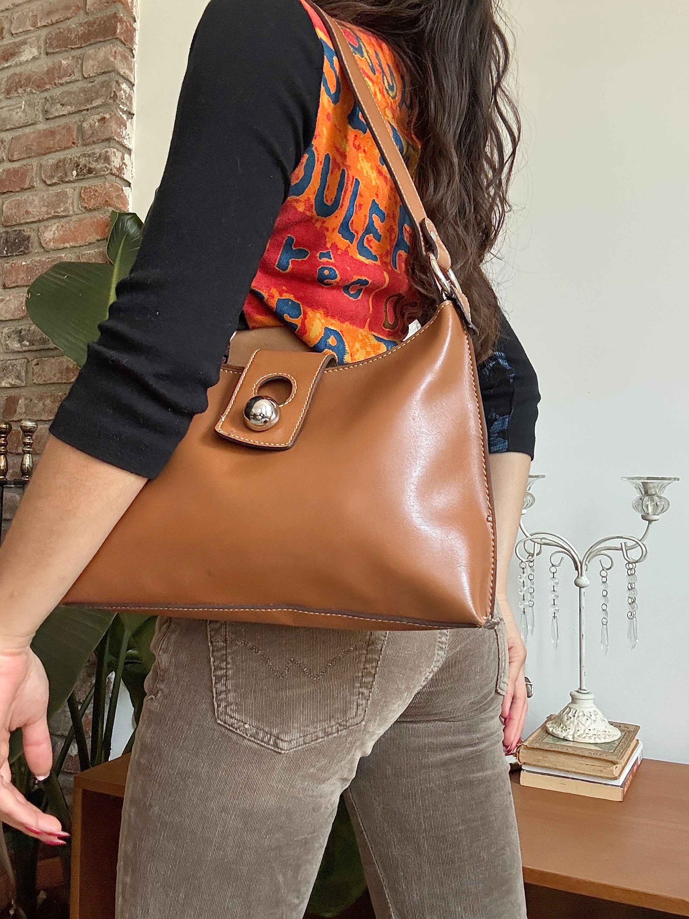Vintage Y2K Caramel Minimalist Shoulder Bag