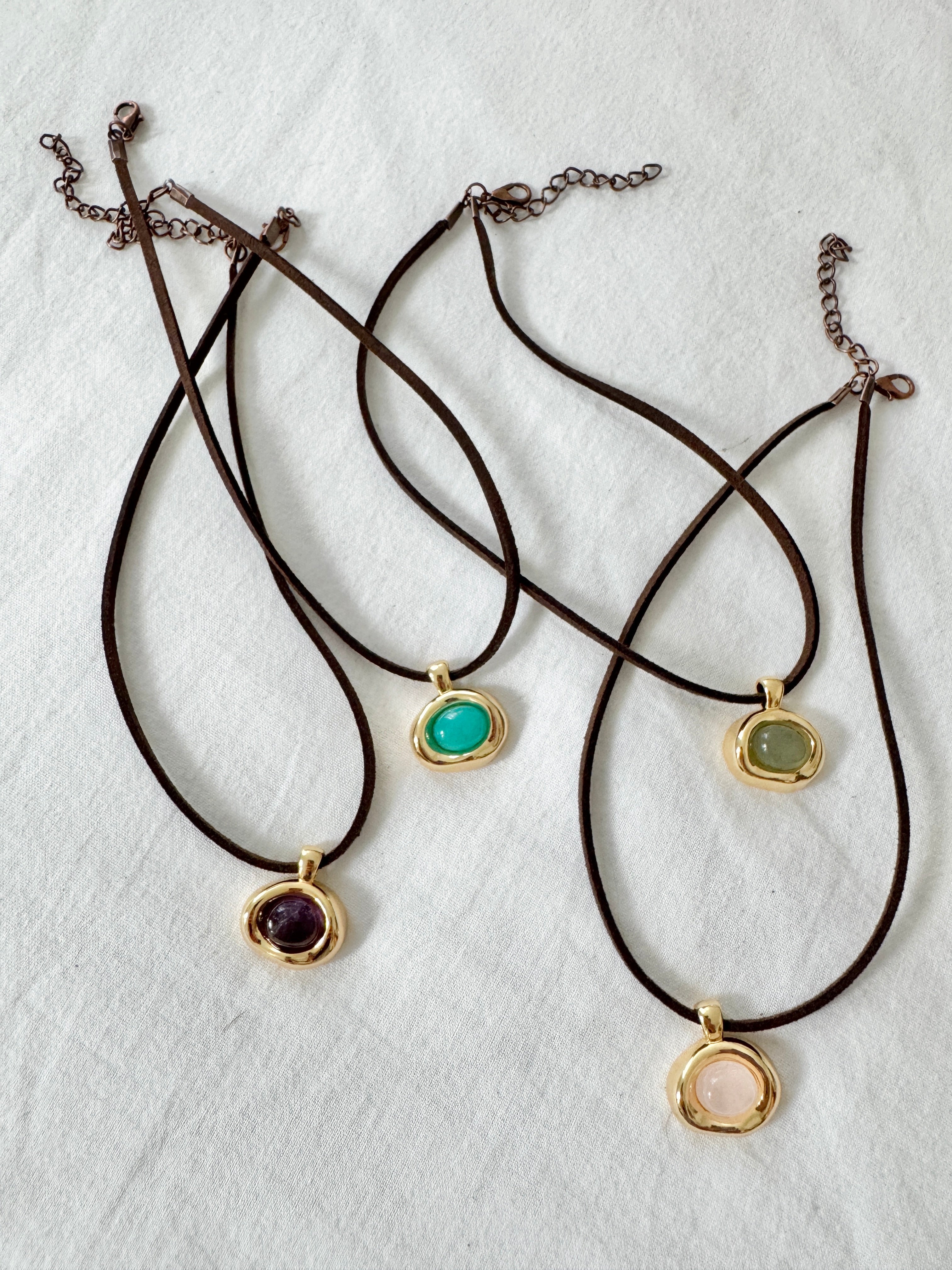 Golden Plum Stone Pendant Choker