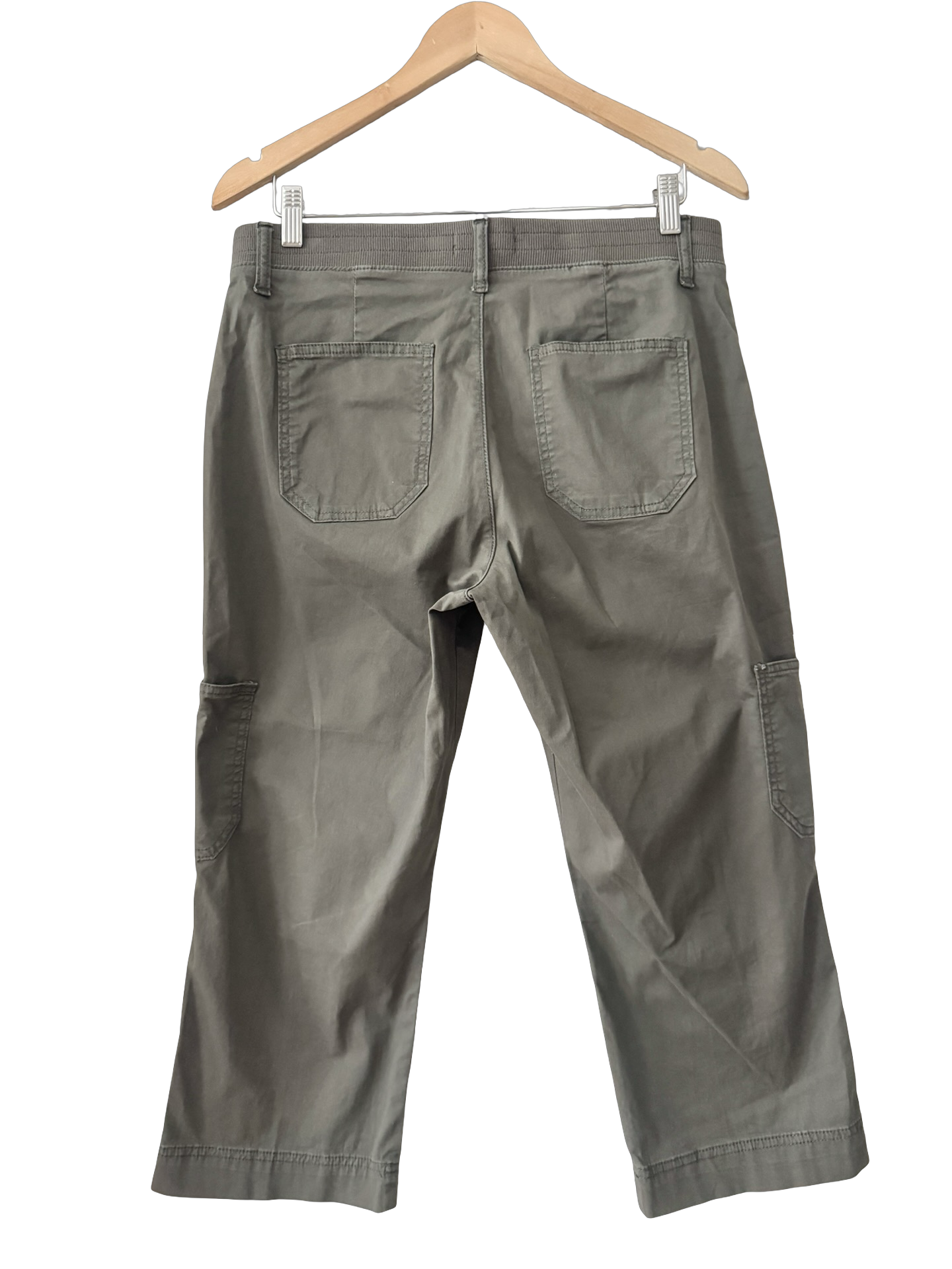 Vintage Y2K Off-Duty Levi's Cargo Capris (M)