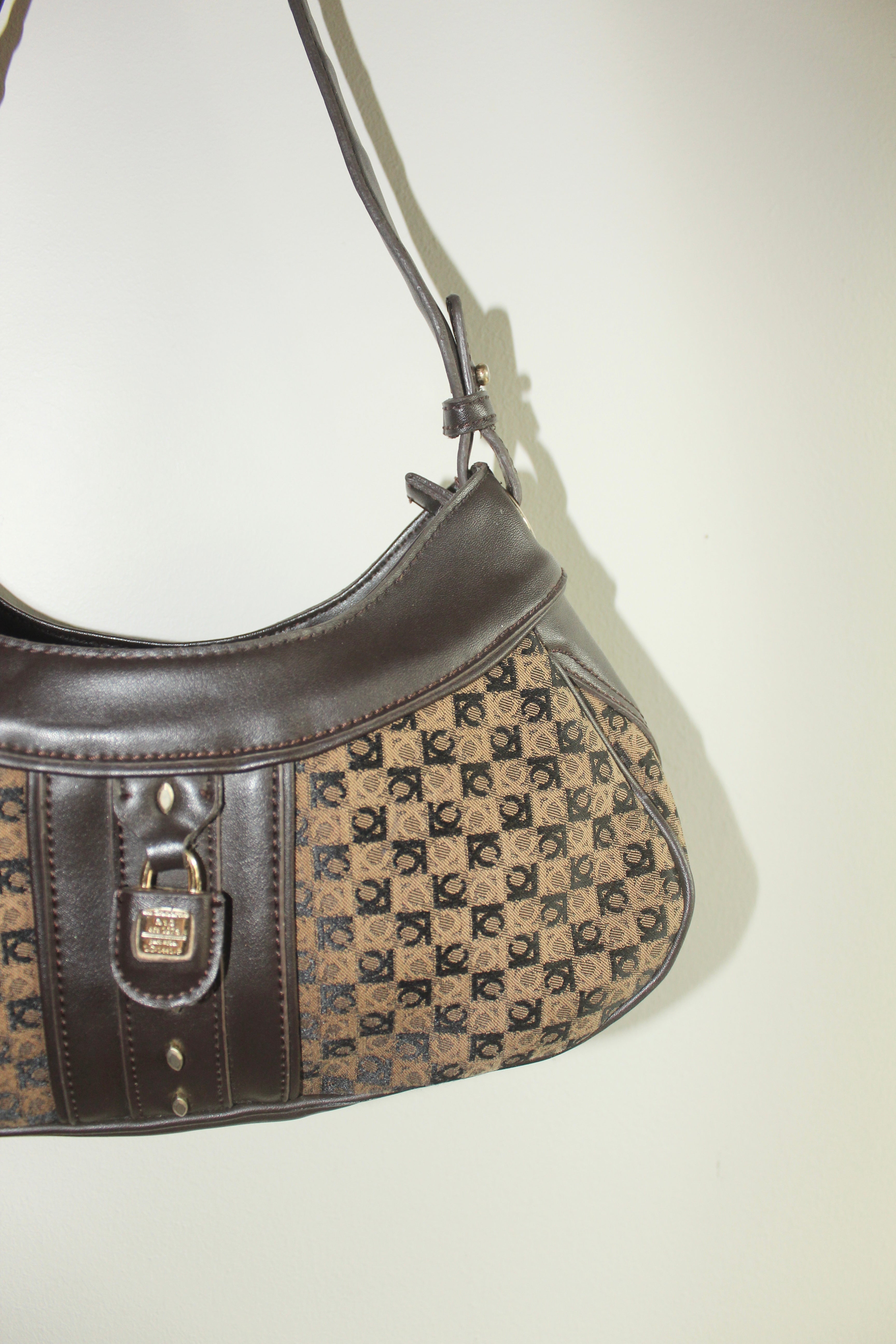 Vintage 90s Contrast Retro Checkered Purse