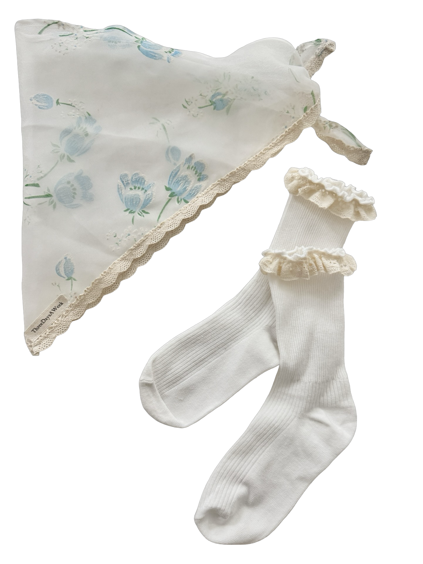 Signature Lace Ruffle Socks