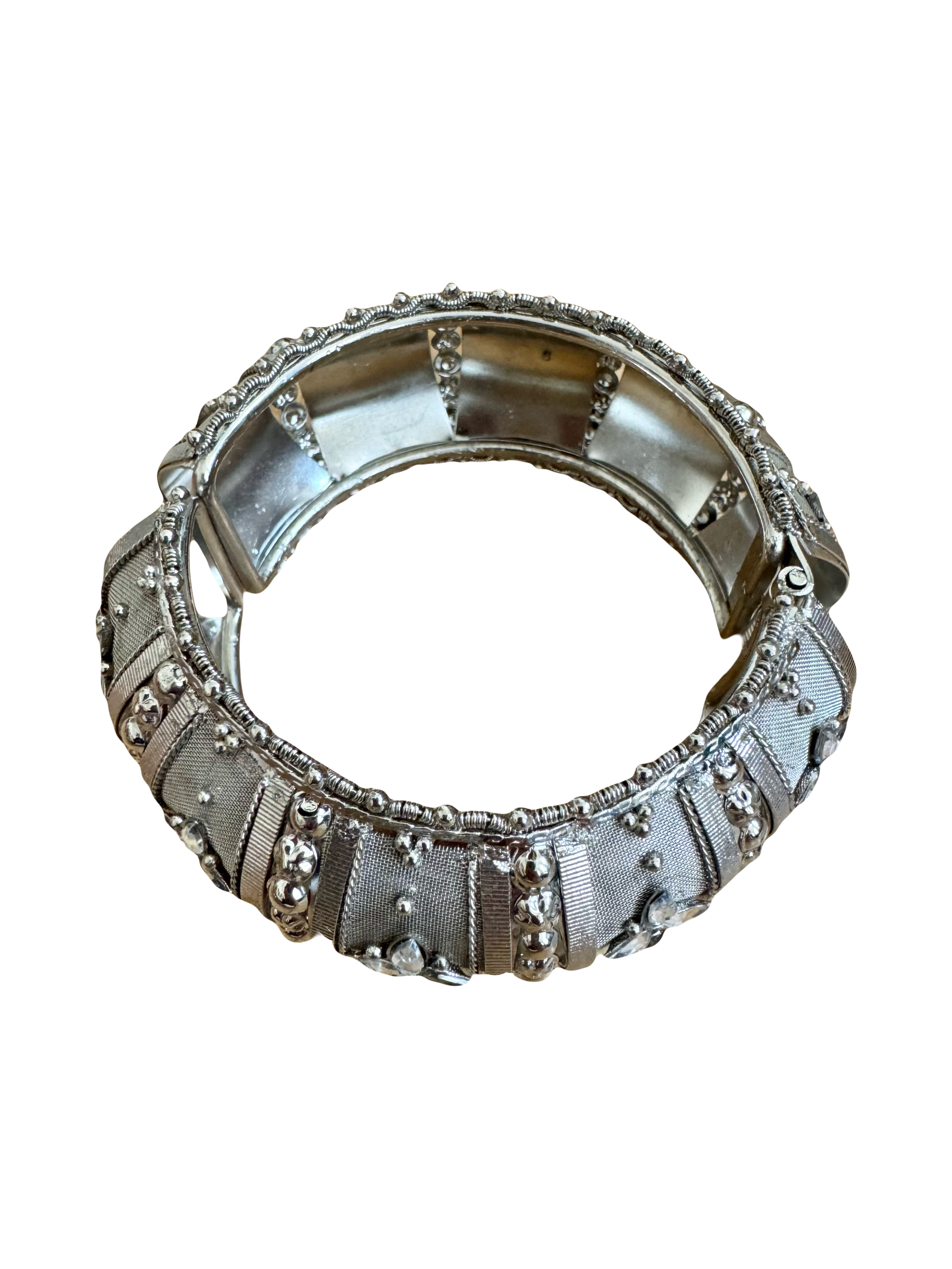 Stillwhisper Relics Cuff
