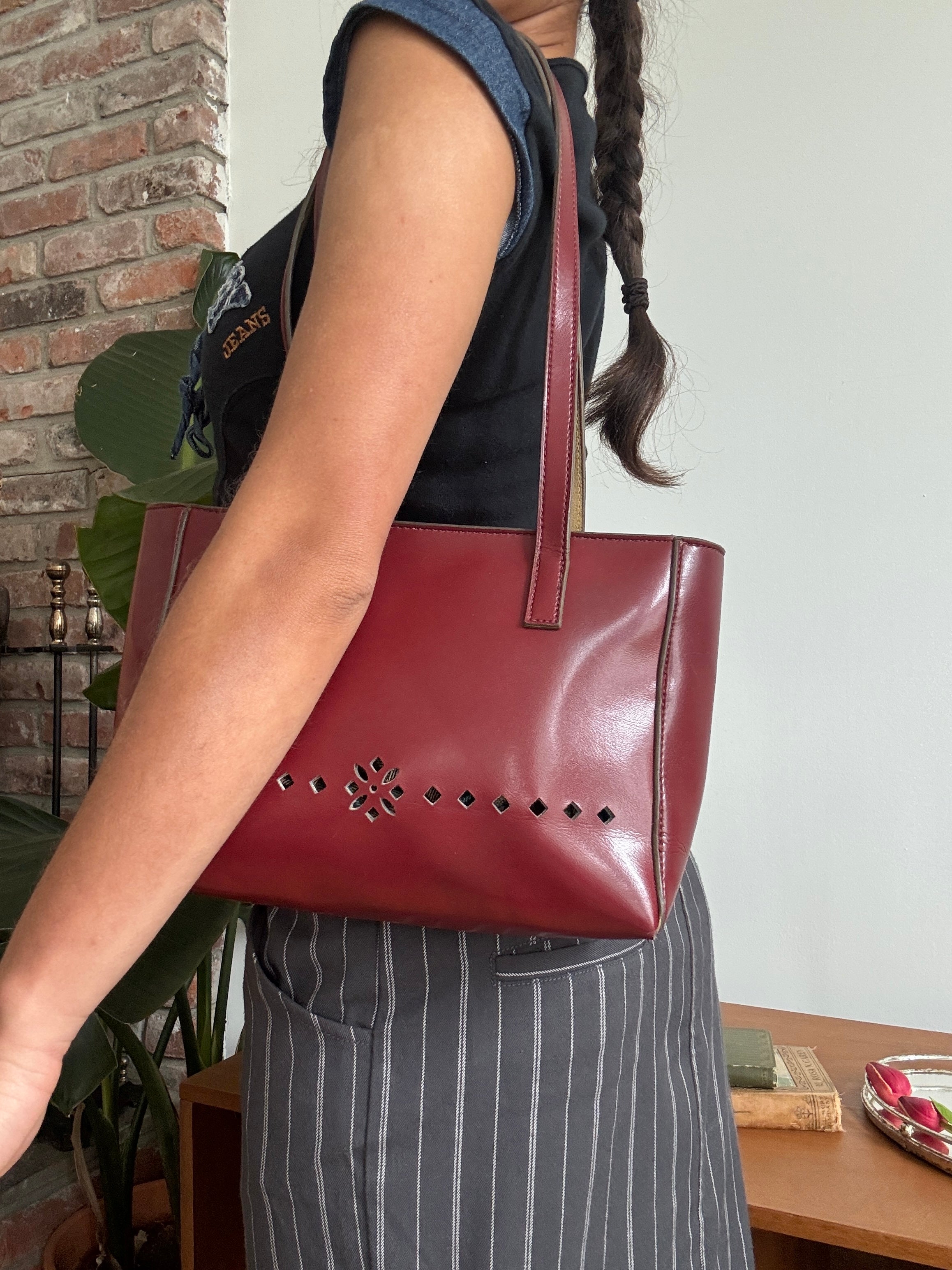 Vintage 90s Deep Burgundy Leather Shoulder Bag