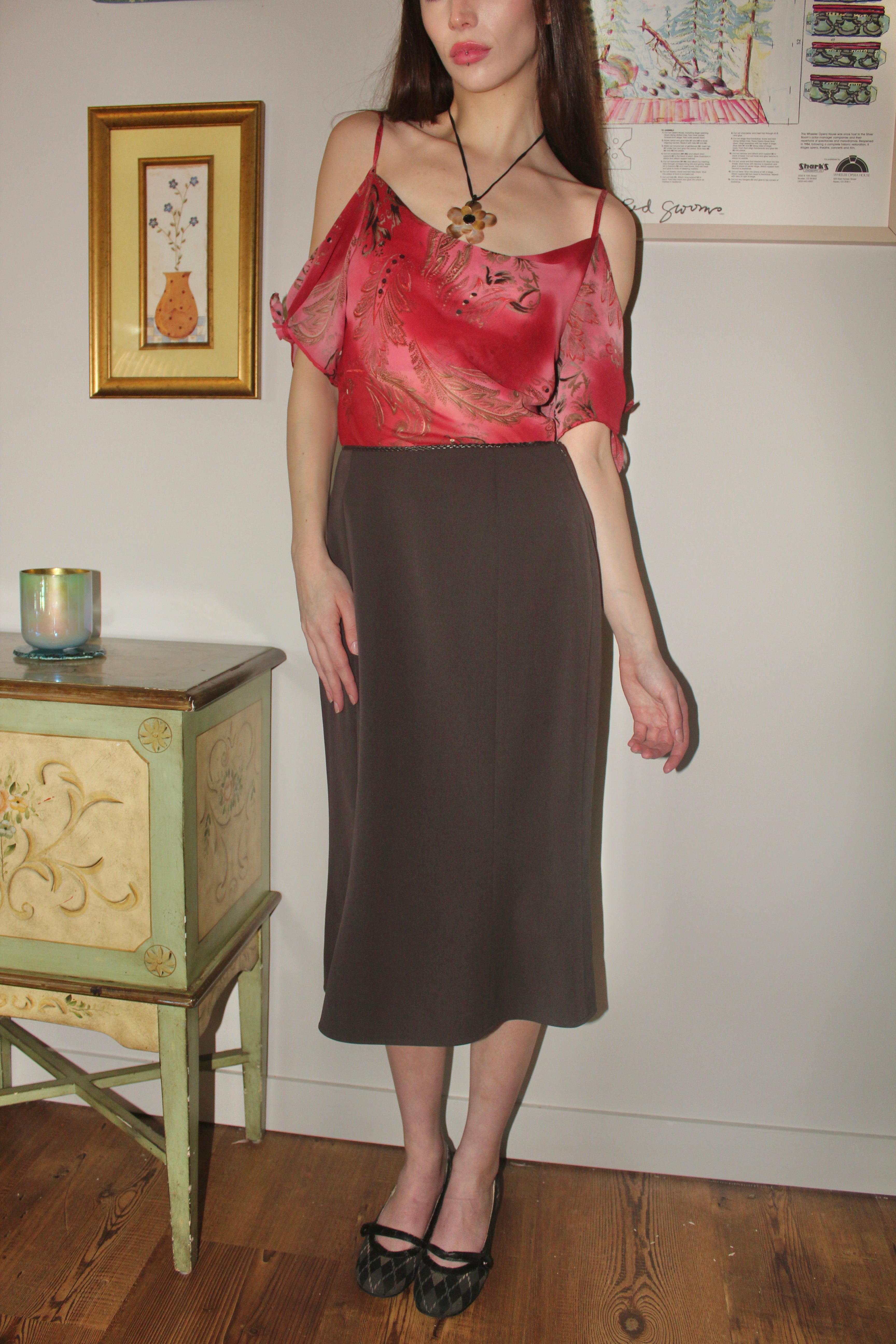 Vintage 90s Structured Sleek Midi Skirt (S)