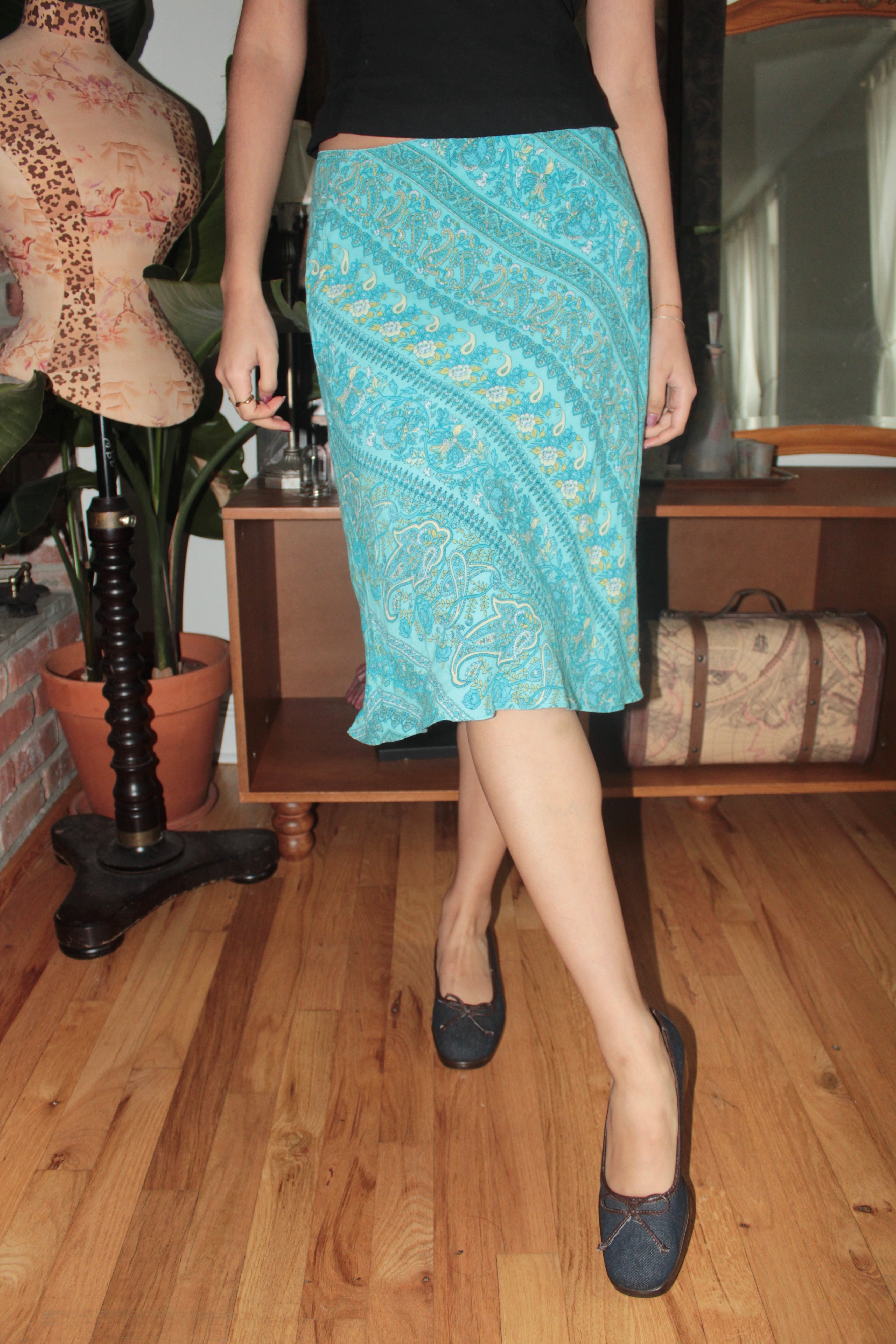 Vintage 90s Aqua Turquoise Paisley Midi Skirt (S/M)
