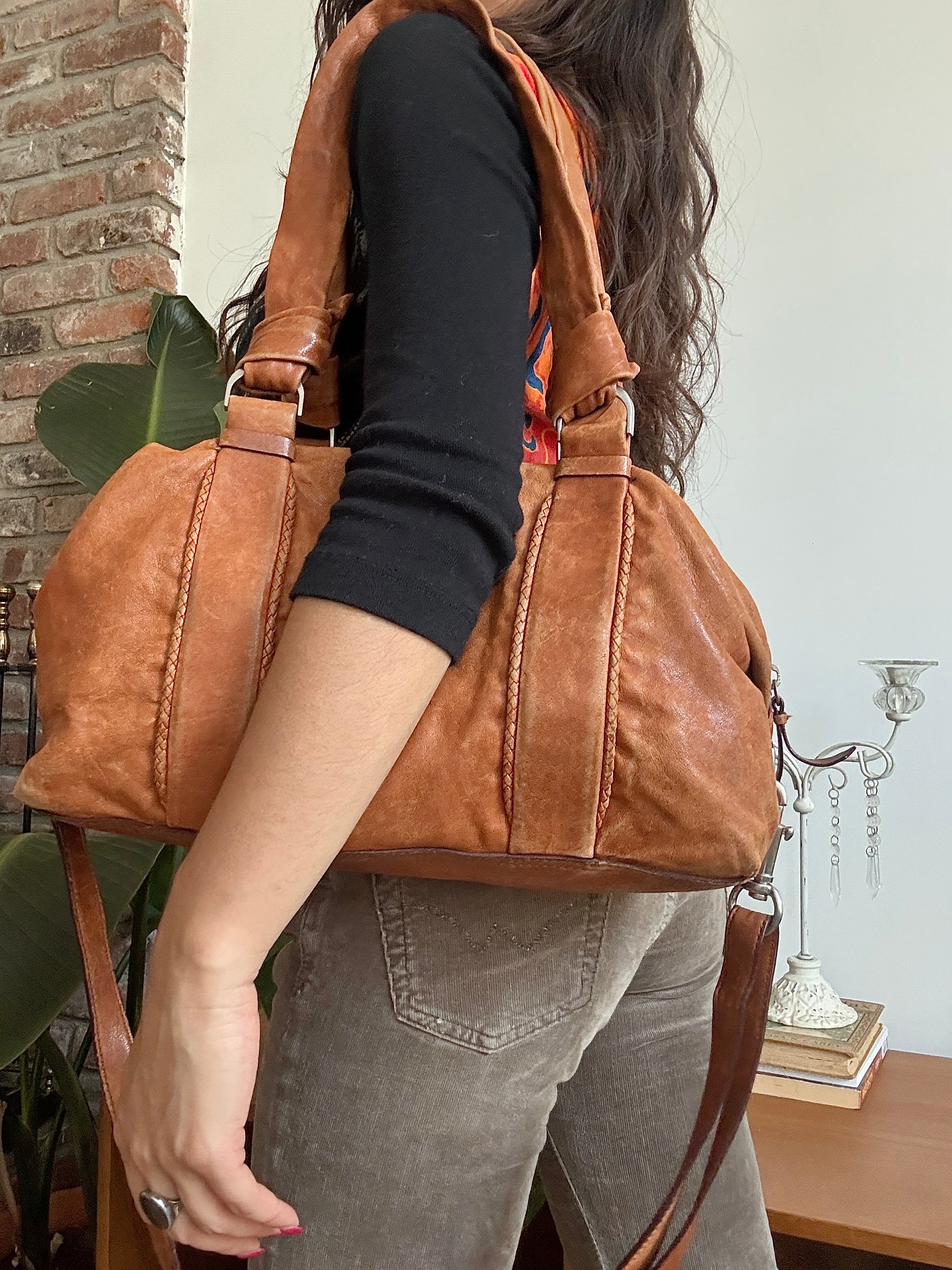 Vintage Y2K Cognac Leather Shoulder Bag