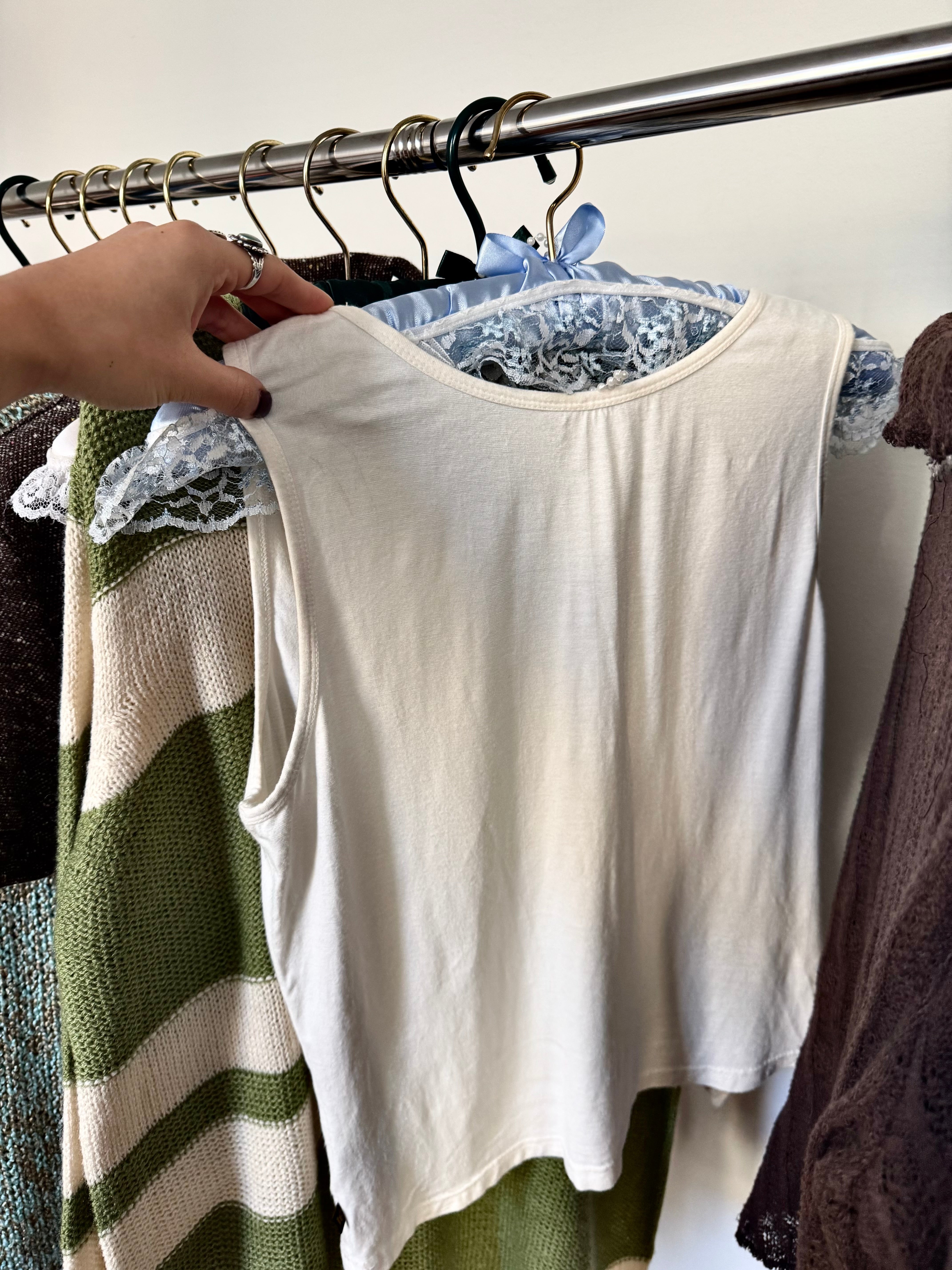 Vintage 2000s Button-Embellished Knit Tank(M)