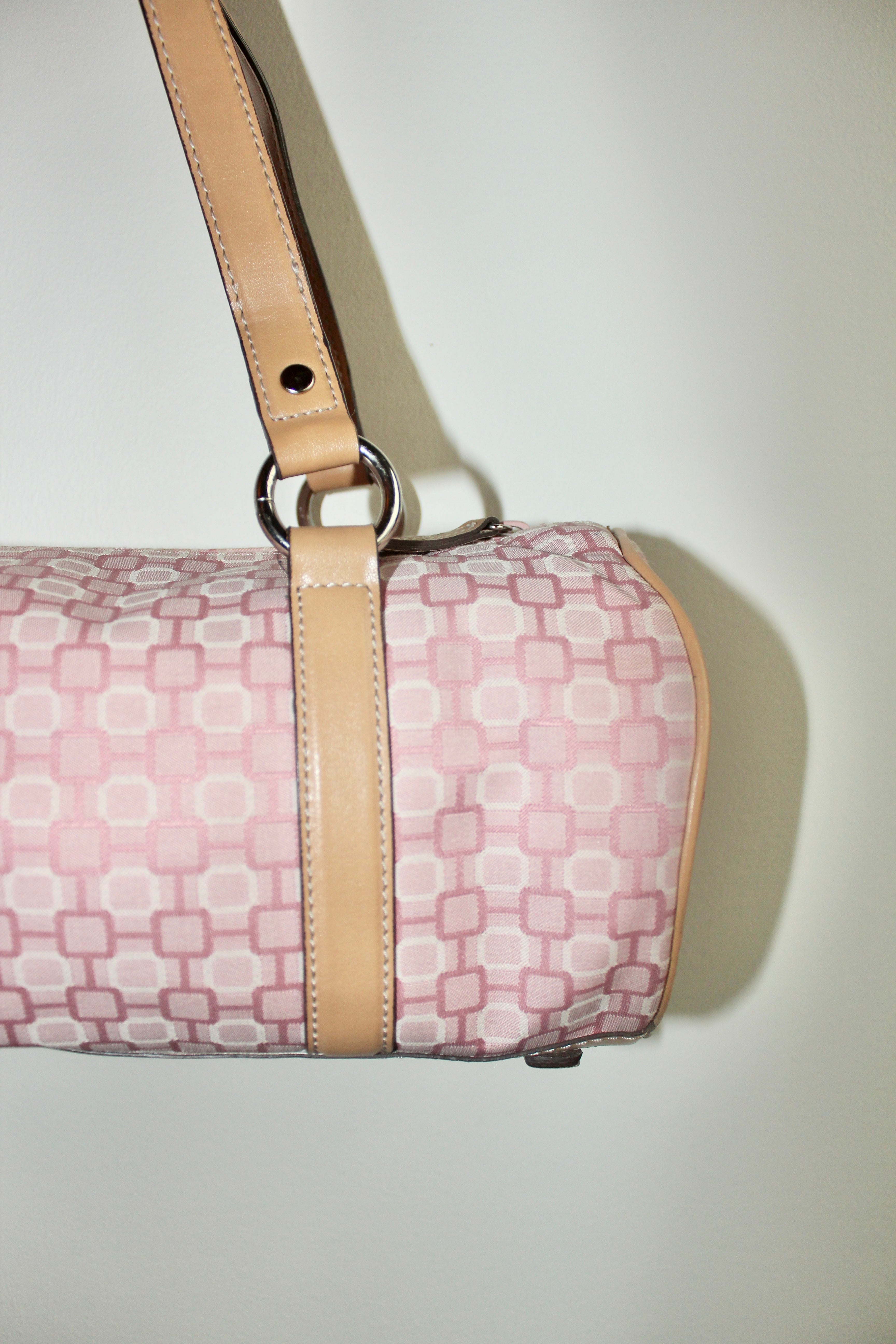Vintage 90s Baby Pink Rounded Purse