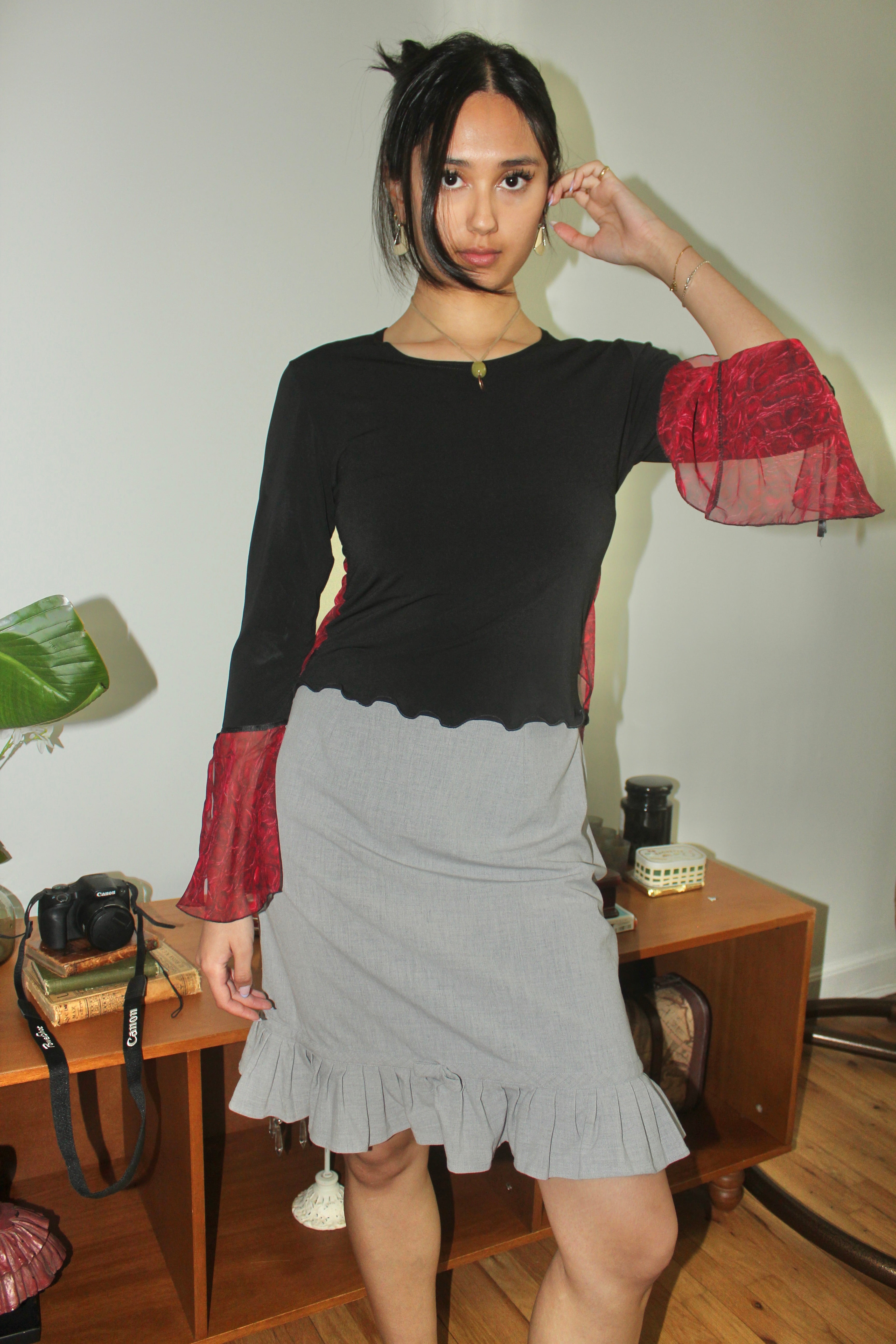 Vintage Y2K Noir Crimson Sheer Sleeve Tie-Back Top (S/M)