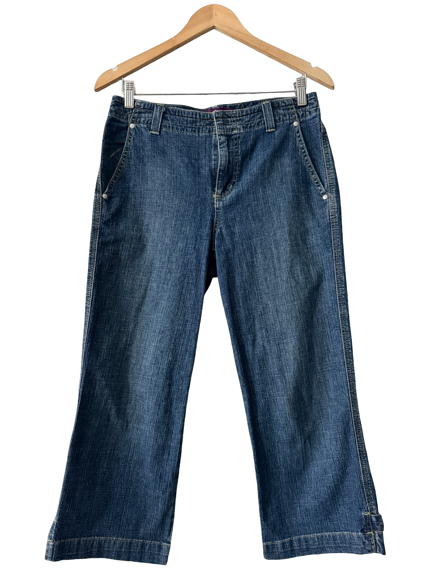 Vintage Y2K Classic Denim Capris (M)