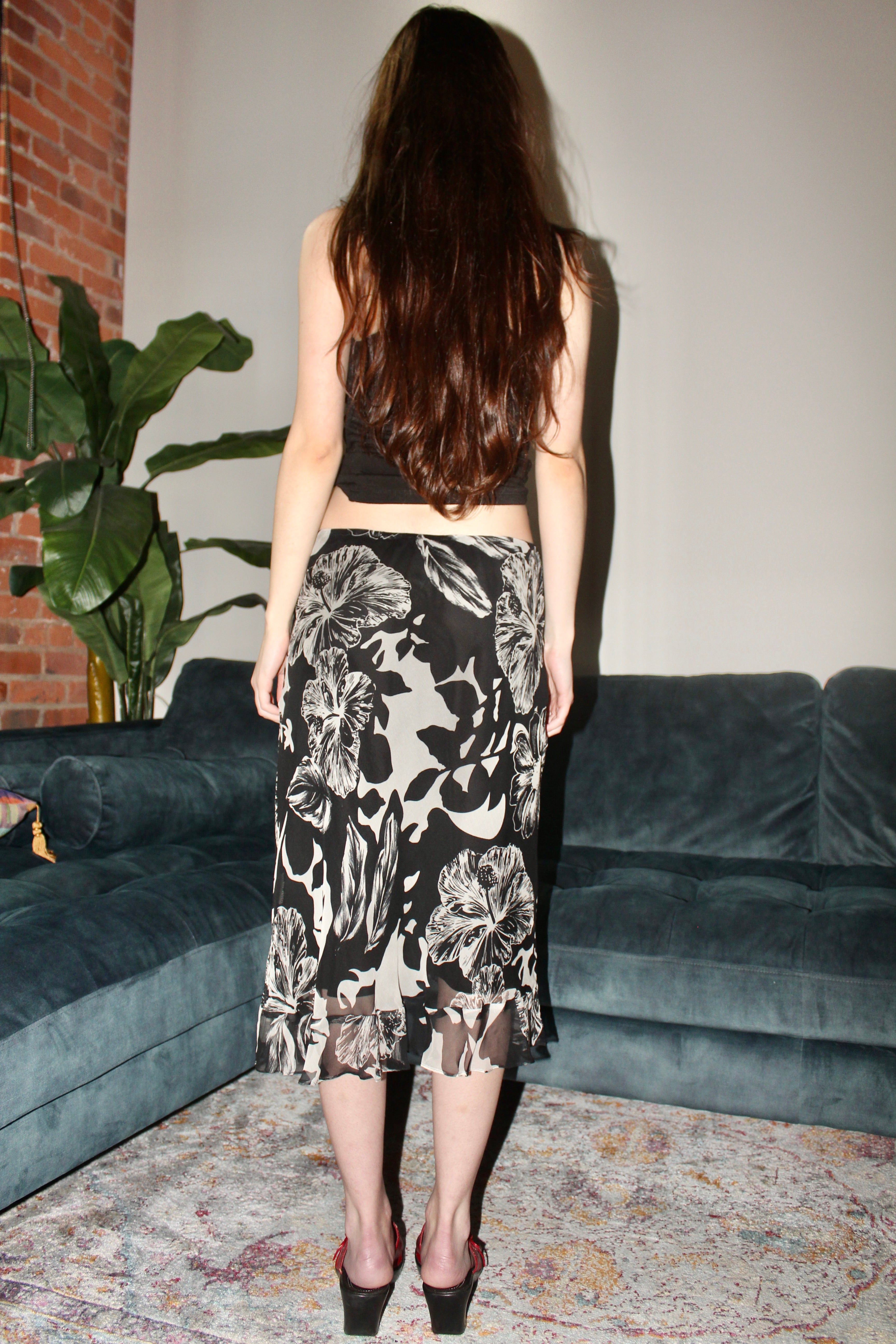 Vintage Greyscale Floral Silk Midi Skirt (S-M)