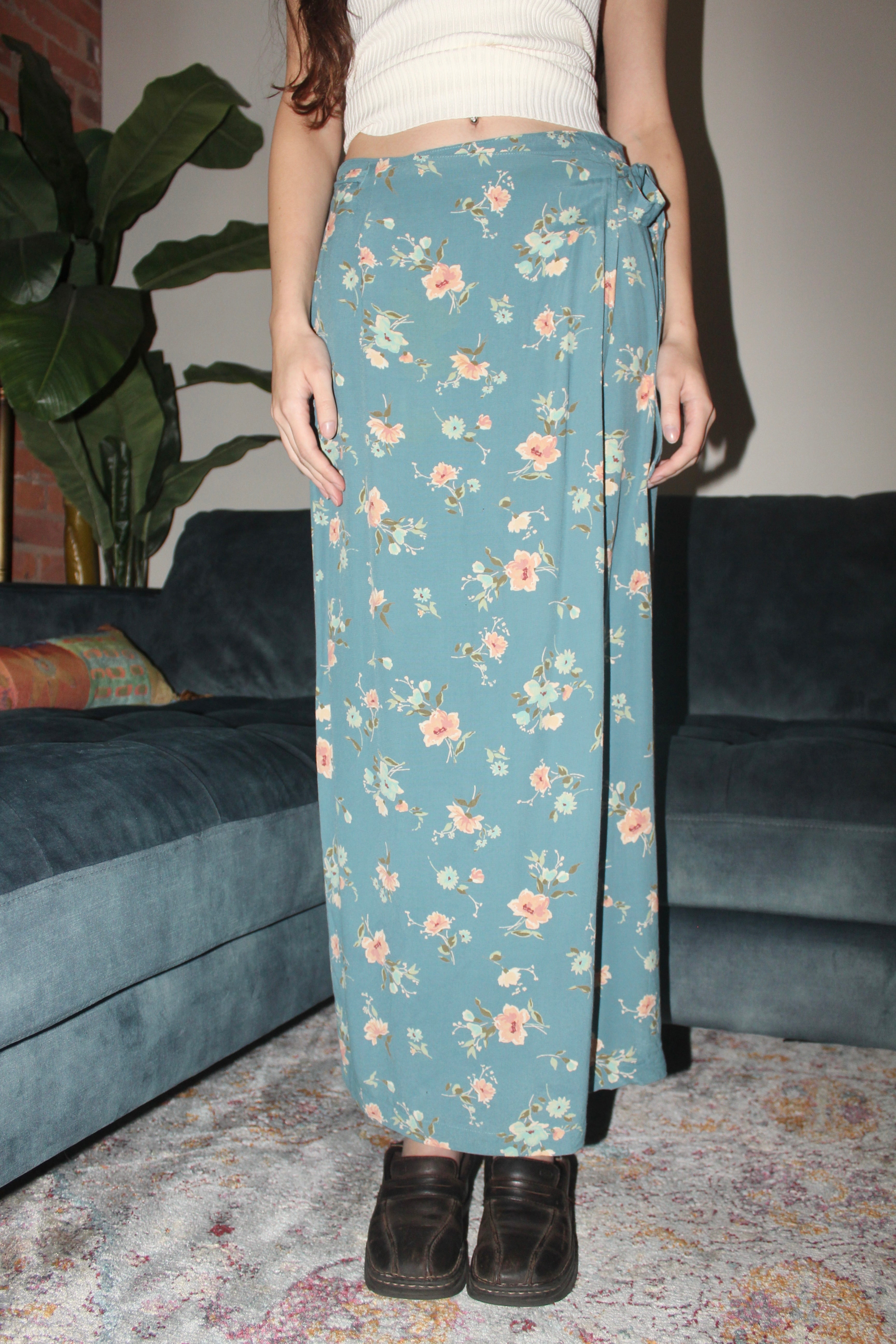 Vintage 90s Ditsy Floral Wrap Skirt (S)