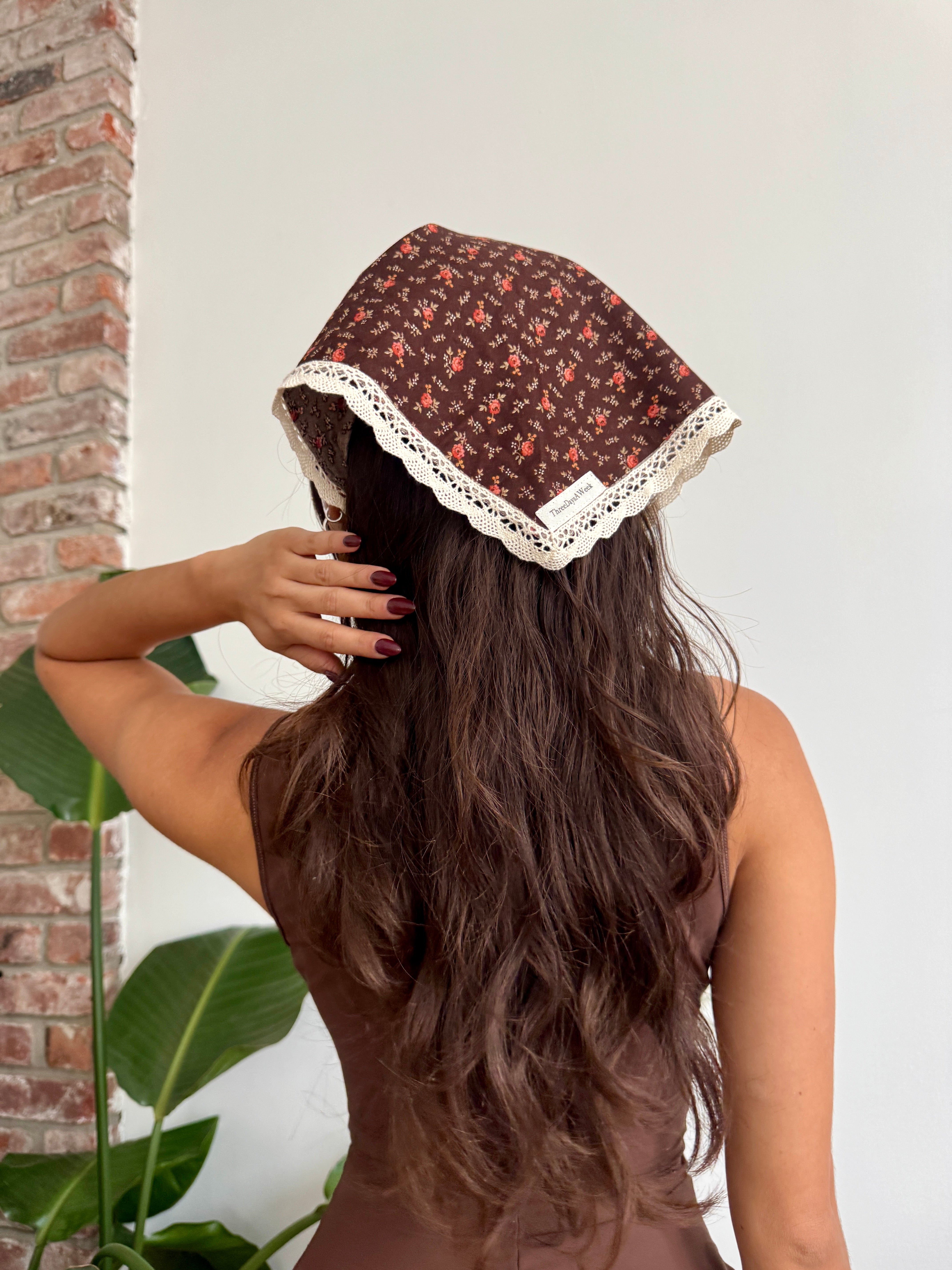 Coco Rose Lace Scarf