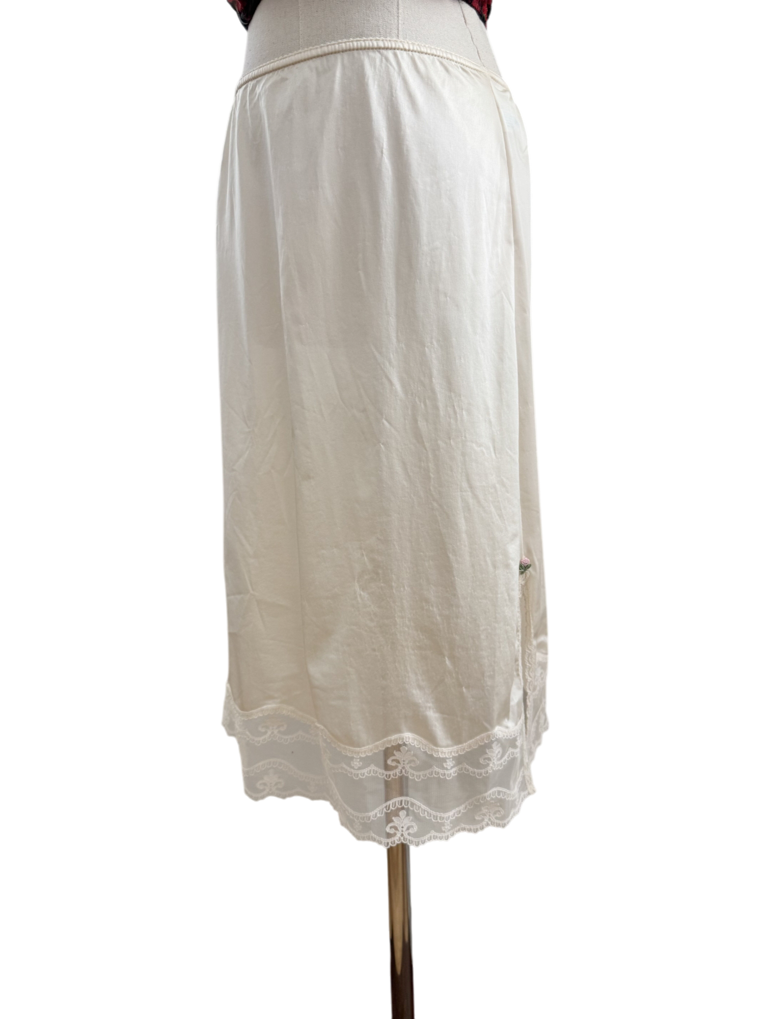 Vintage80s Ivory Lace Slip Skirt (S/M)