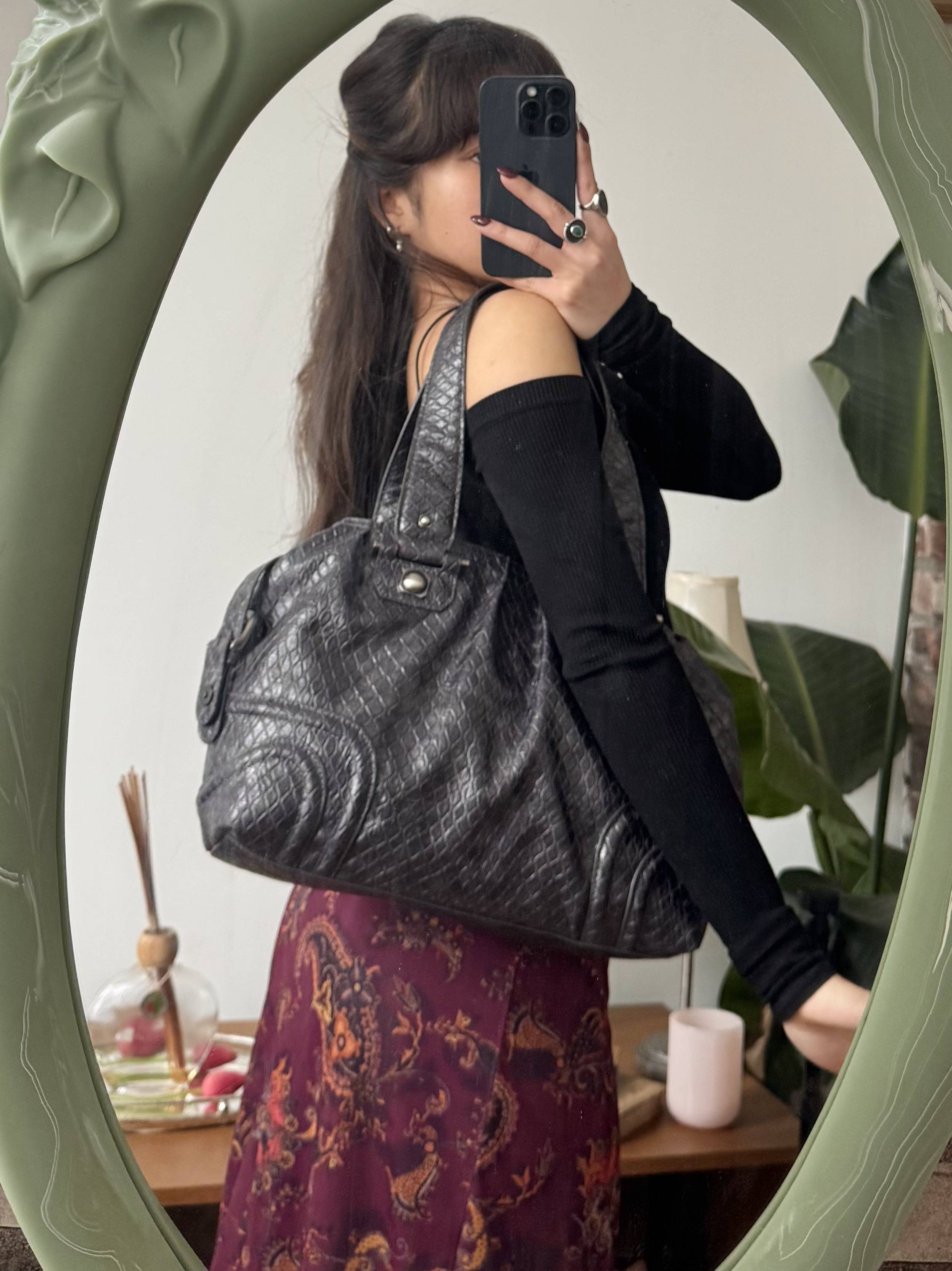 Vintage Y2K Charcoal Snakeskin Textured Bag